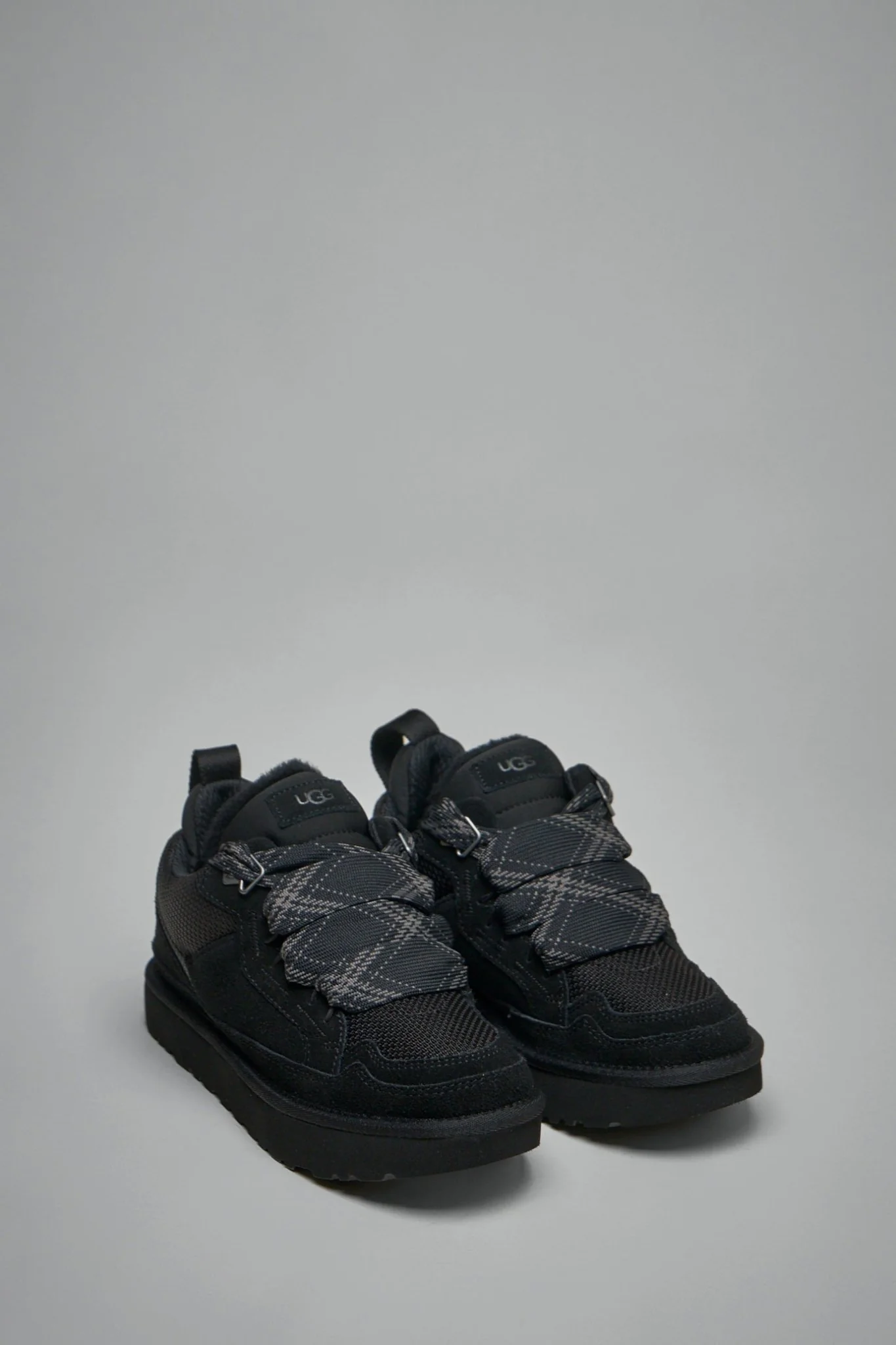 Women's Lowmel Sneaker - Image 2