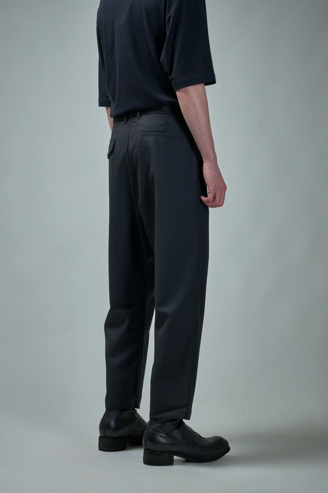 Alo Pants - Image 3