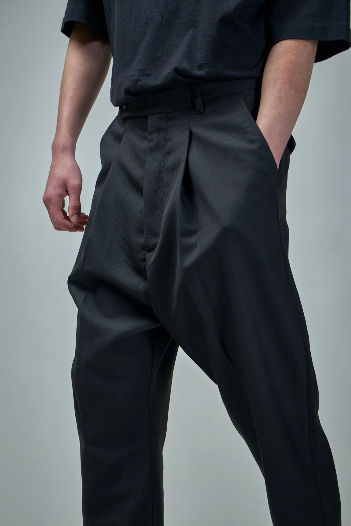 Alo Pants - Image 4