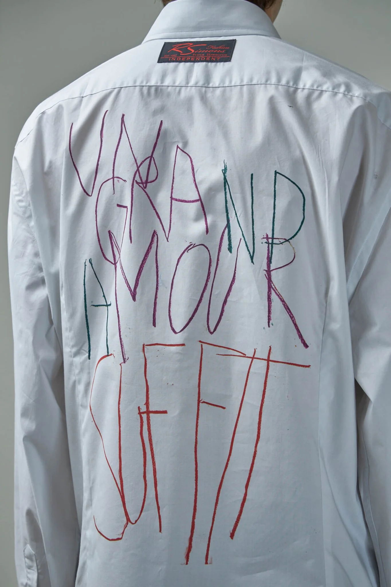 Big Fit Classic Shirt Grand Amour Print Back - Image 4