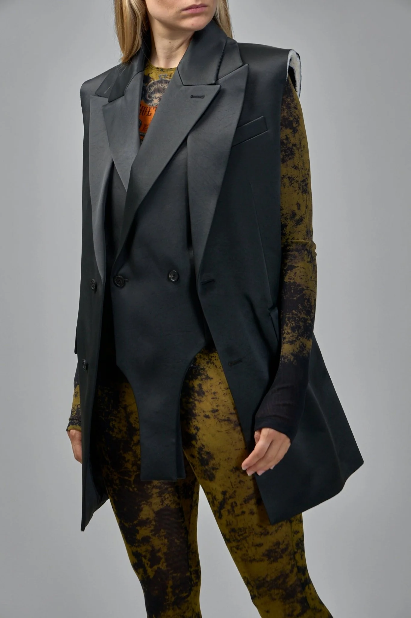 Double-layer Sleeveless Jacket - Image 4