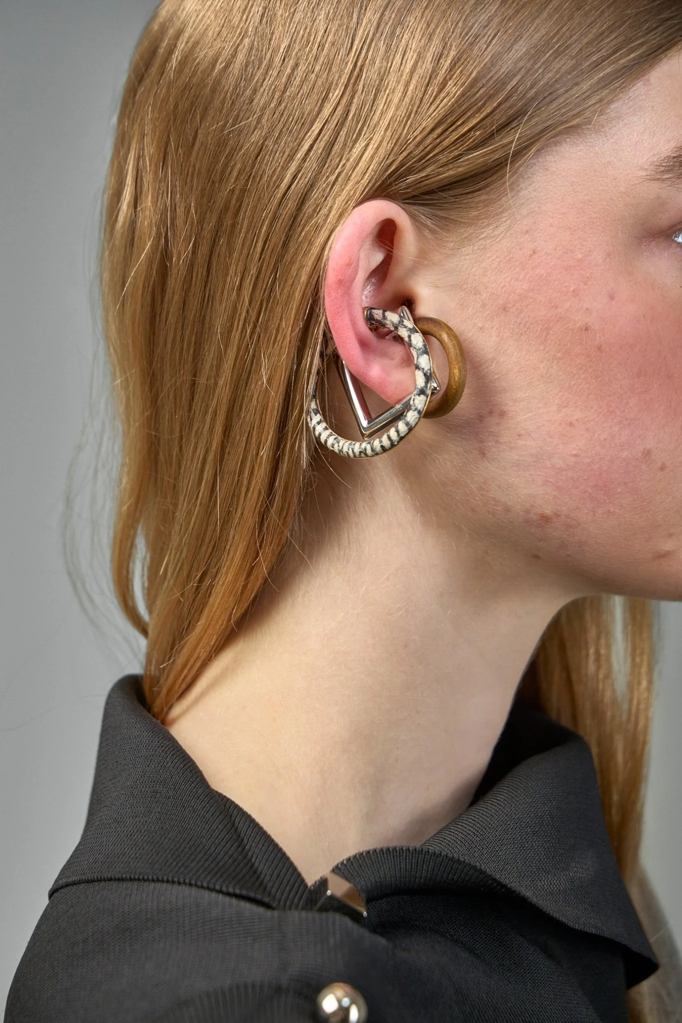 Les Bijoux D'oreille - Image 4