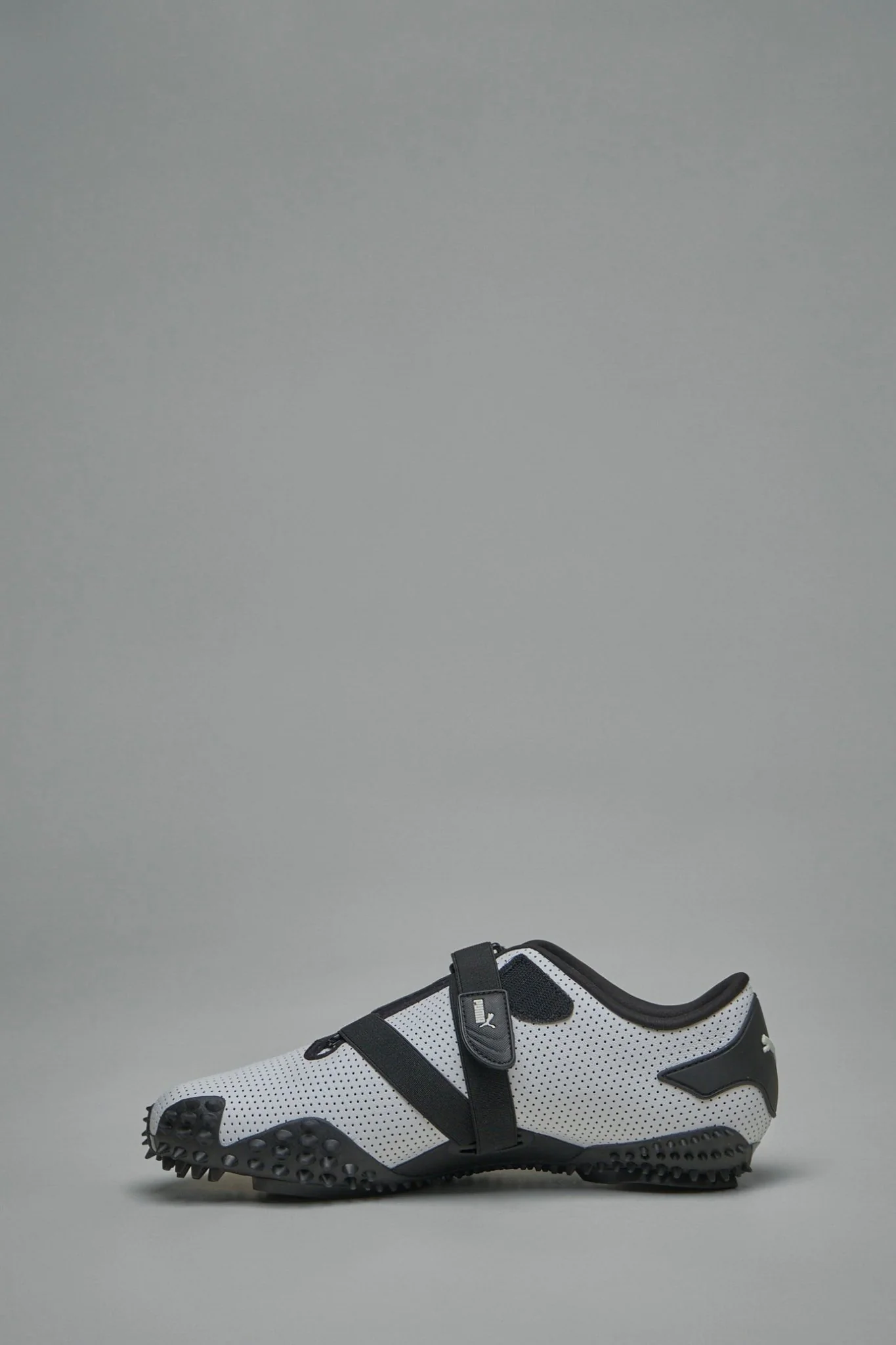 Mostro Perforated Sneakers Unisex - Image 3