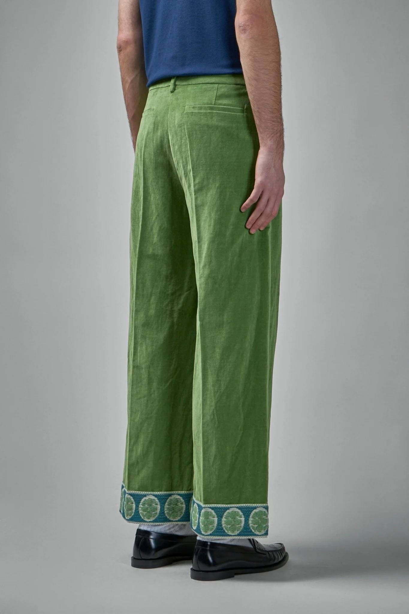 Washed Cotton-Linen Velvet Trousers with Jacquard Hems - Image 3