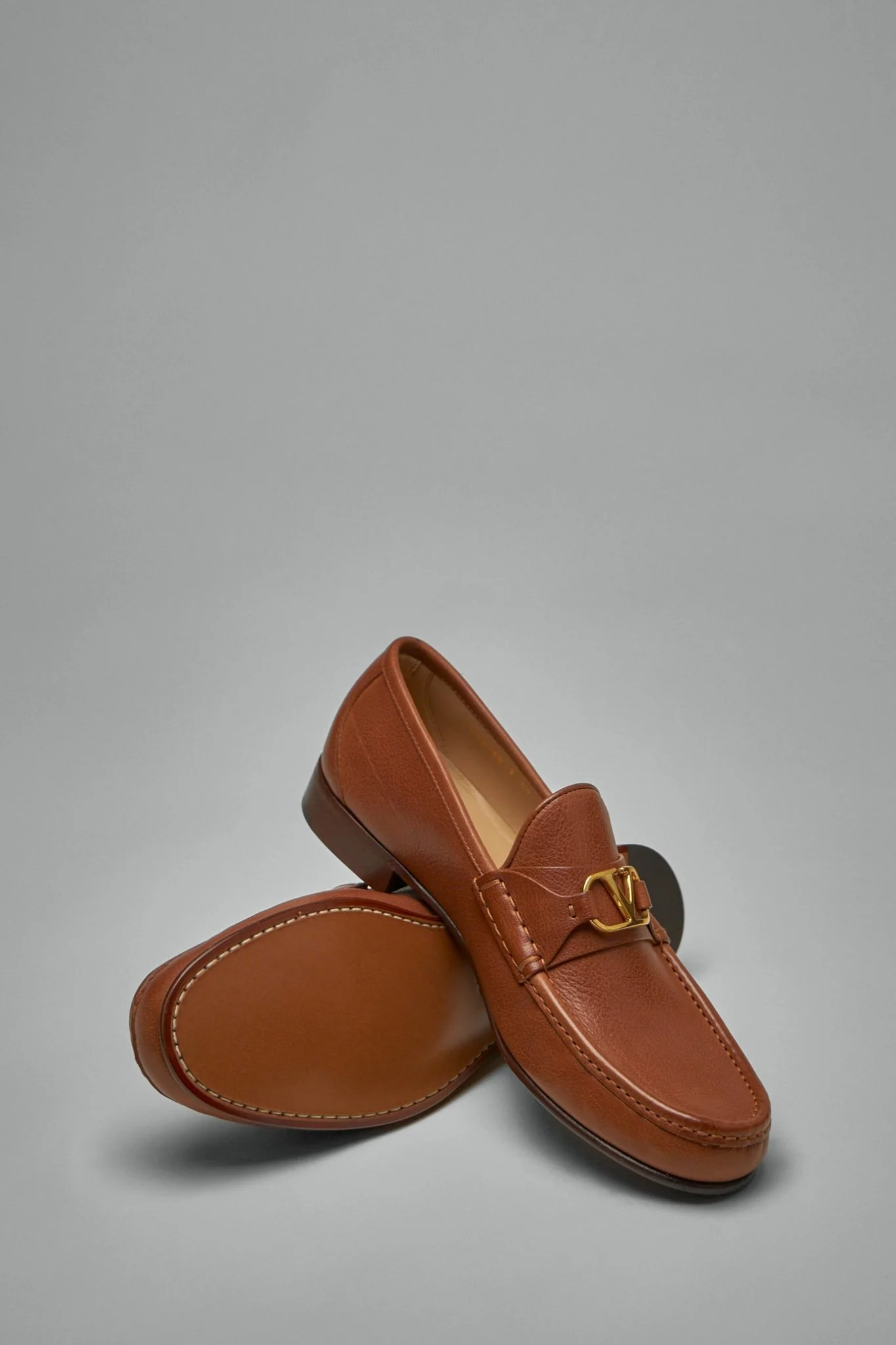 VLogo Signature Loafer - Image 5
