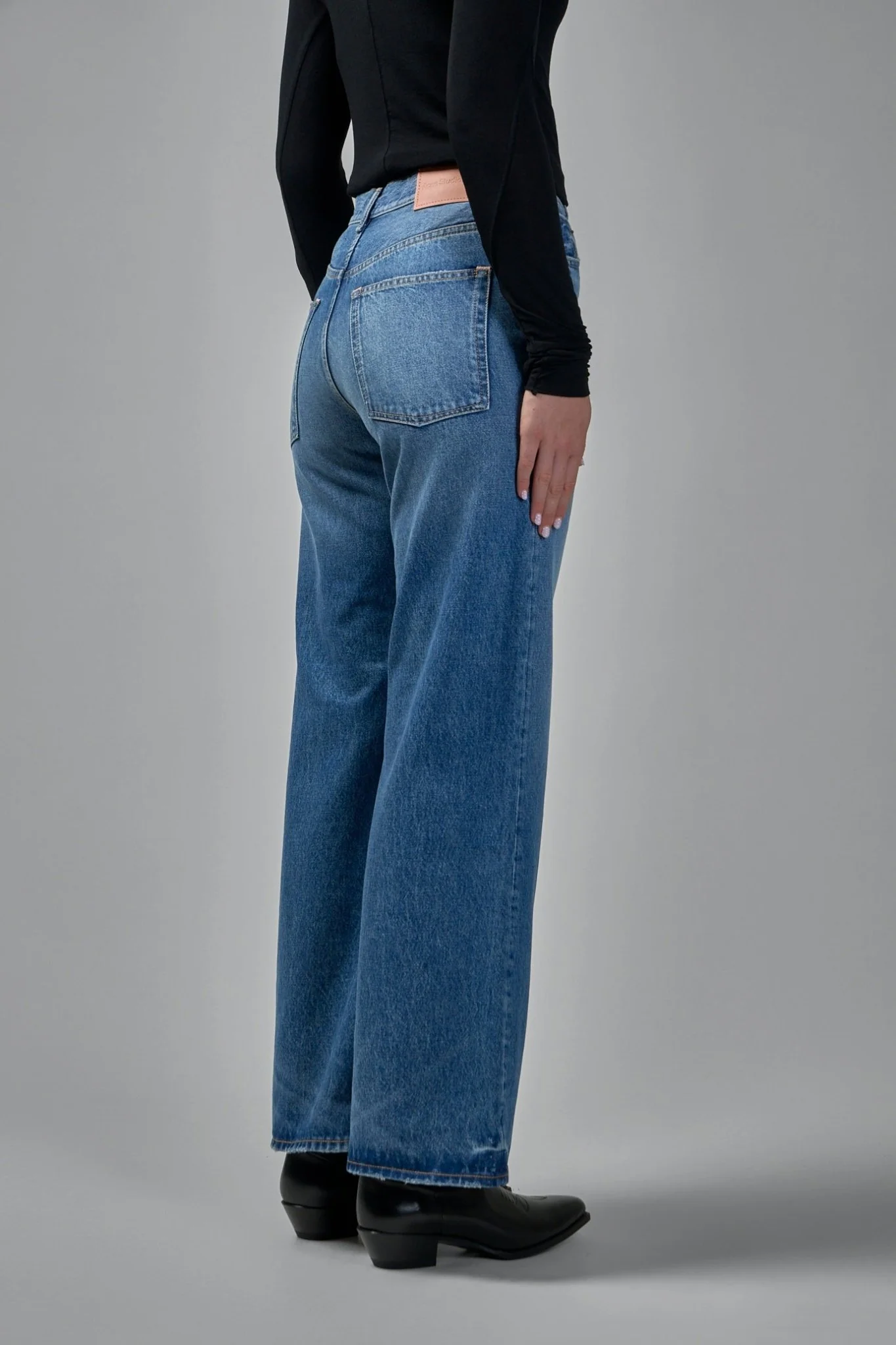 Regular Fit High Waist Wide Leg Jeans - Image 3