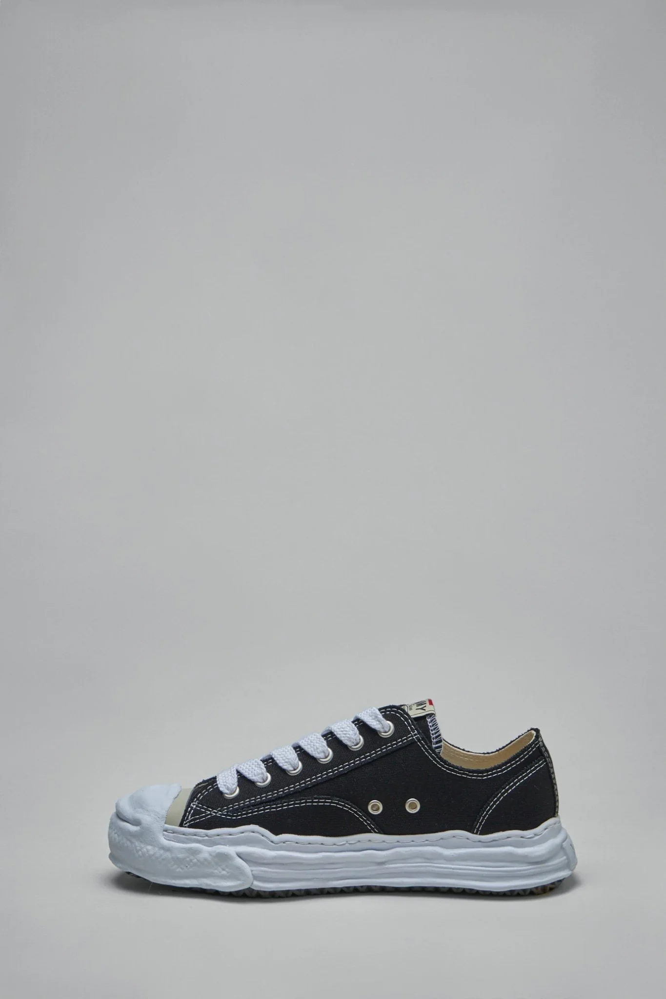 Hank Og Sole Canvas Low-top Sneaker - Image 3