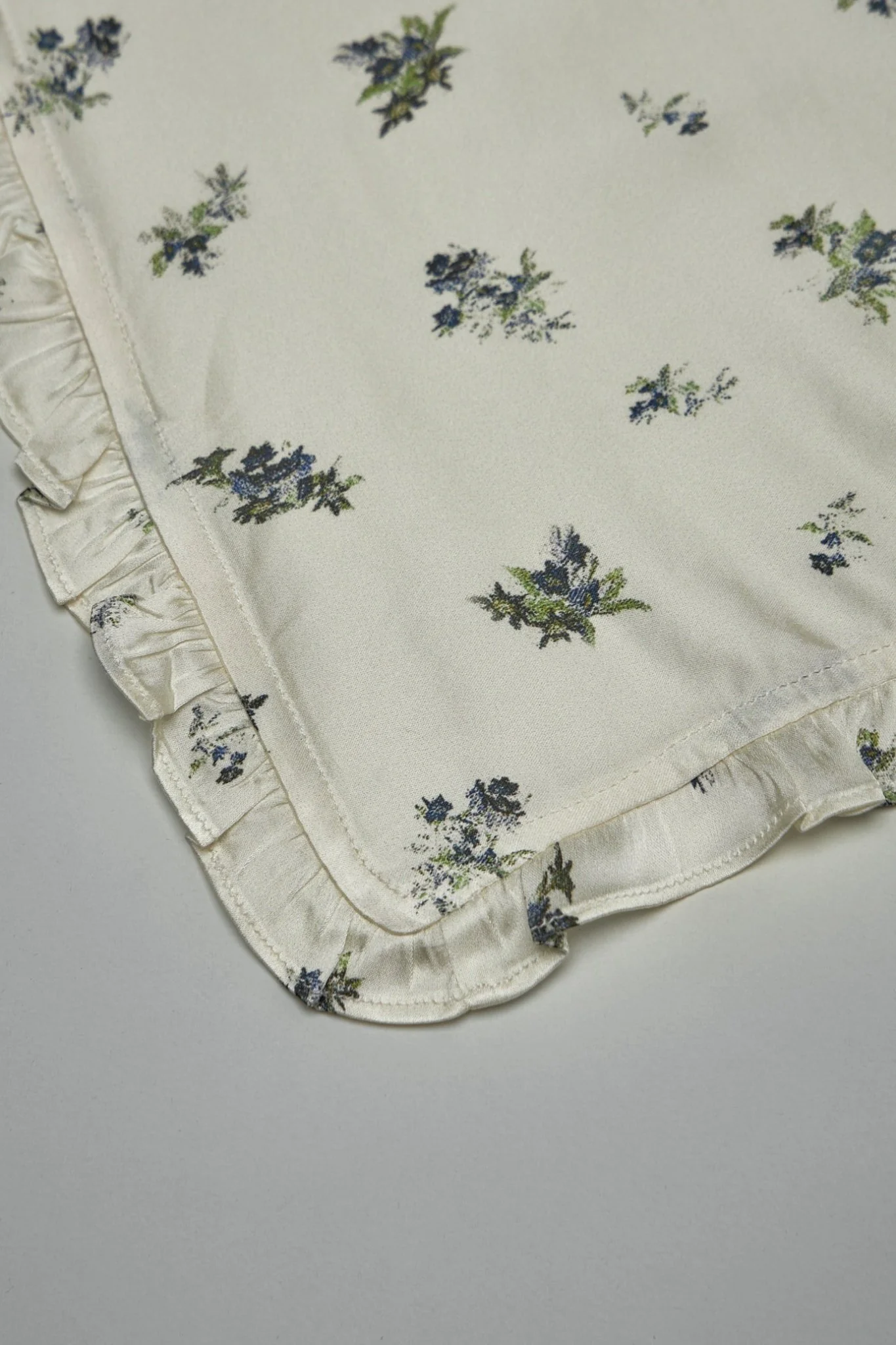 Printed Satin Square Scarf - Image 4