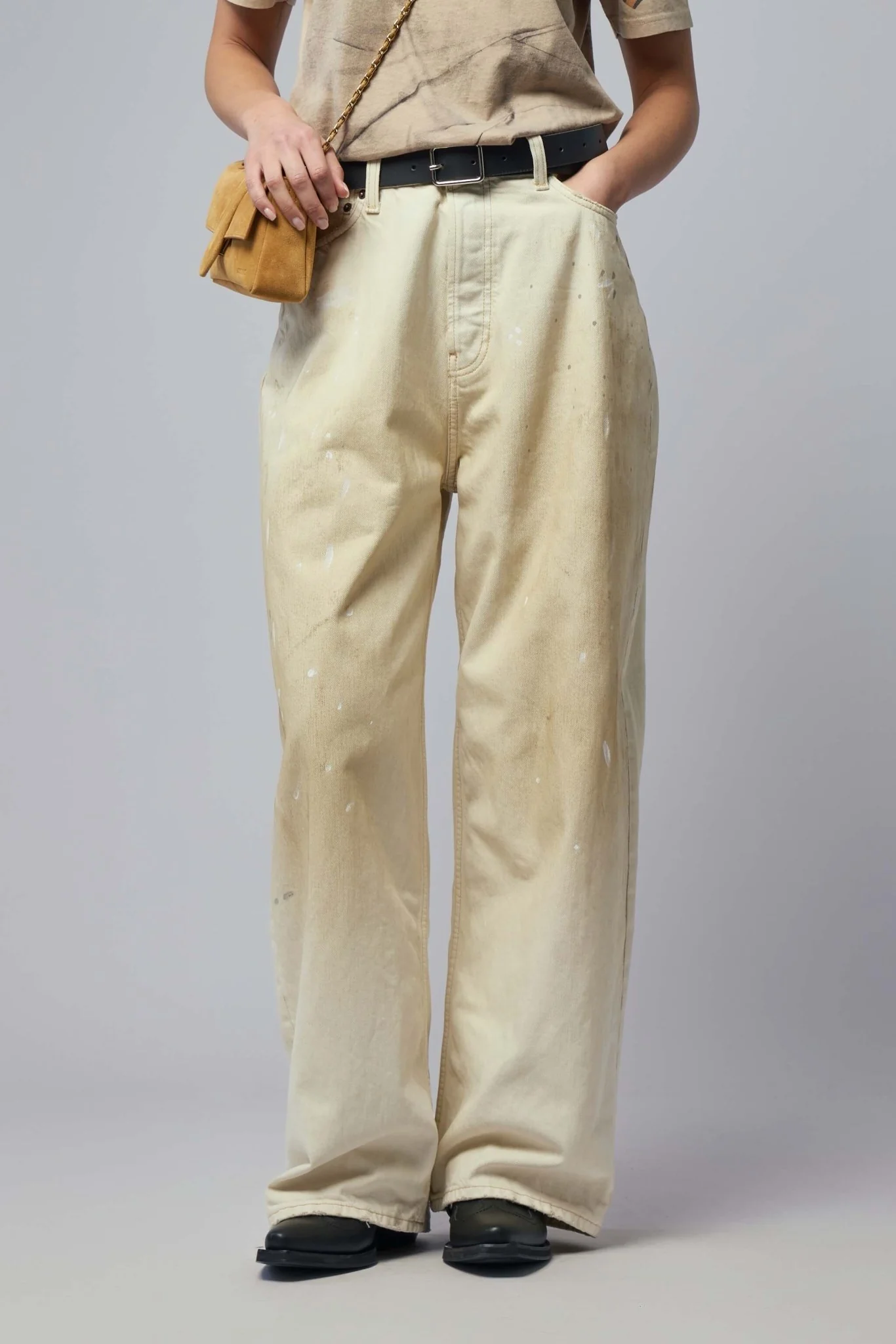 2023 U White Trafalgar Leather