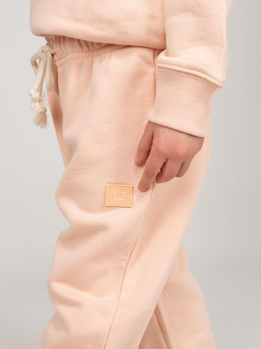 The Face Series Mini Sweatpants - Image 4