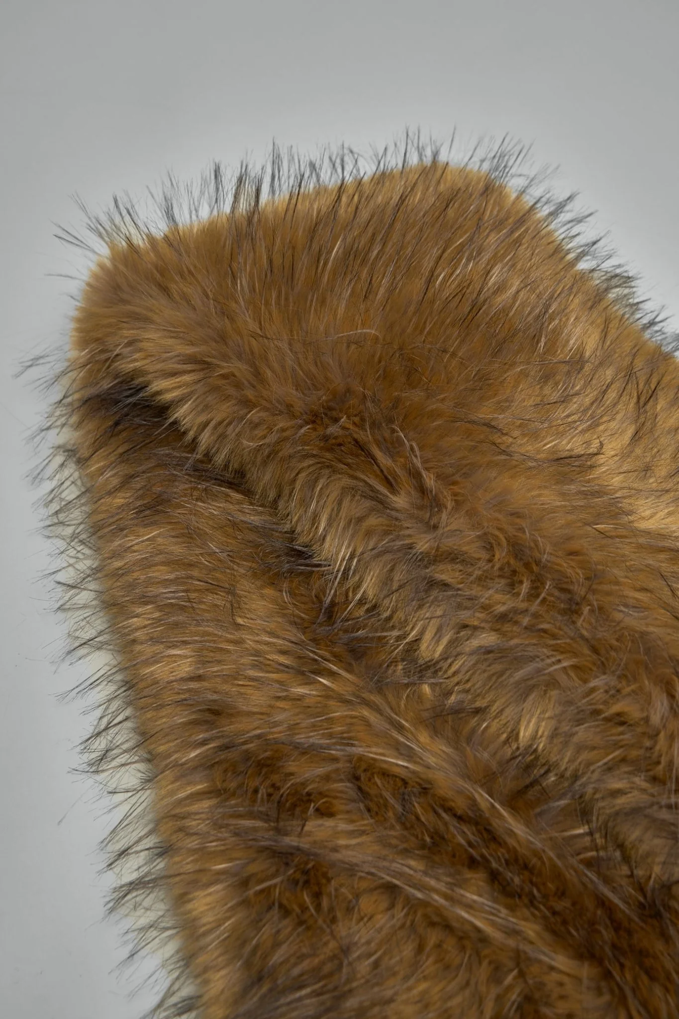 Alternative Fur Scarf - Image 3