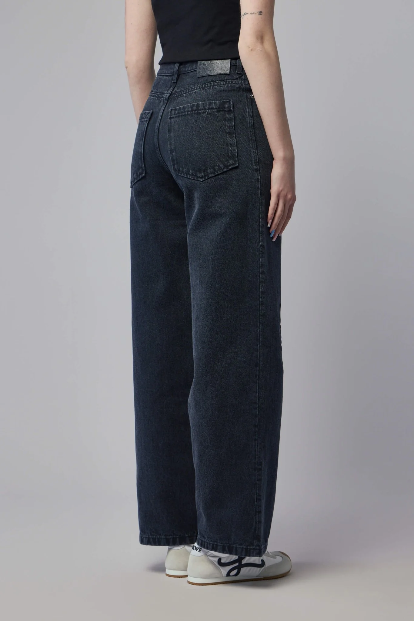 Anagram Baggy Jeans in Denim - Image 4