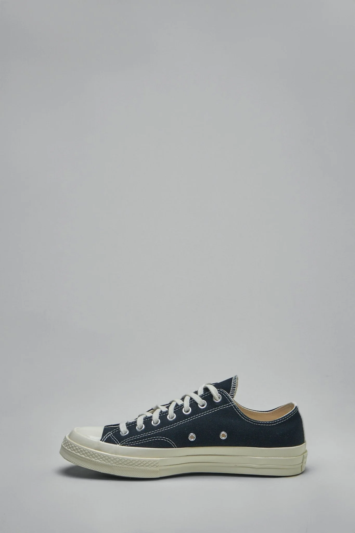 Chuck 70 Low Small Red Heart - Image 3