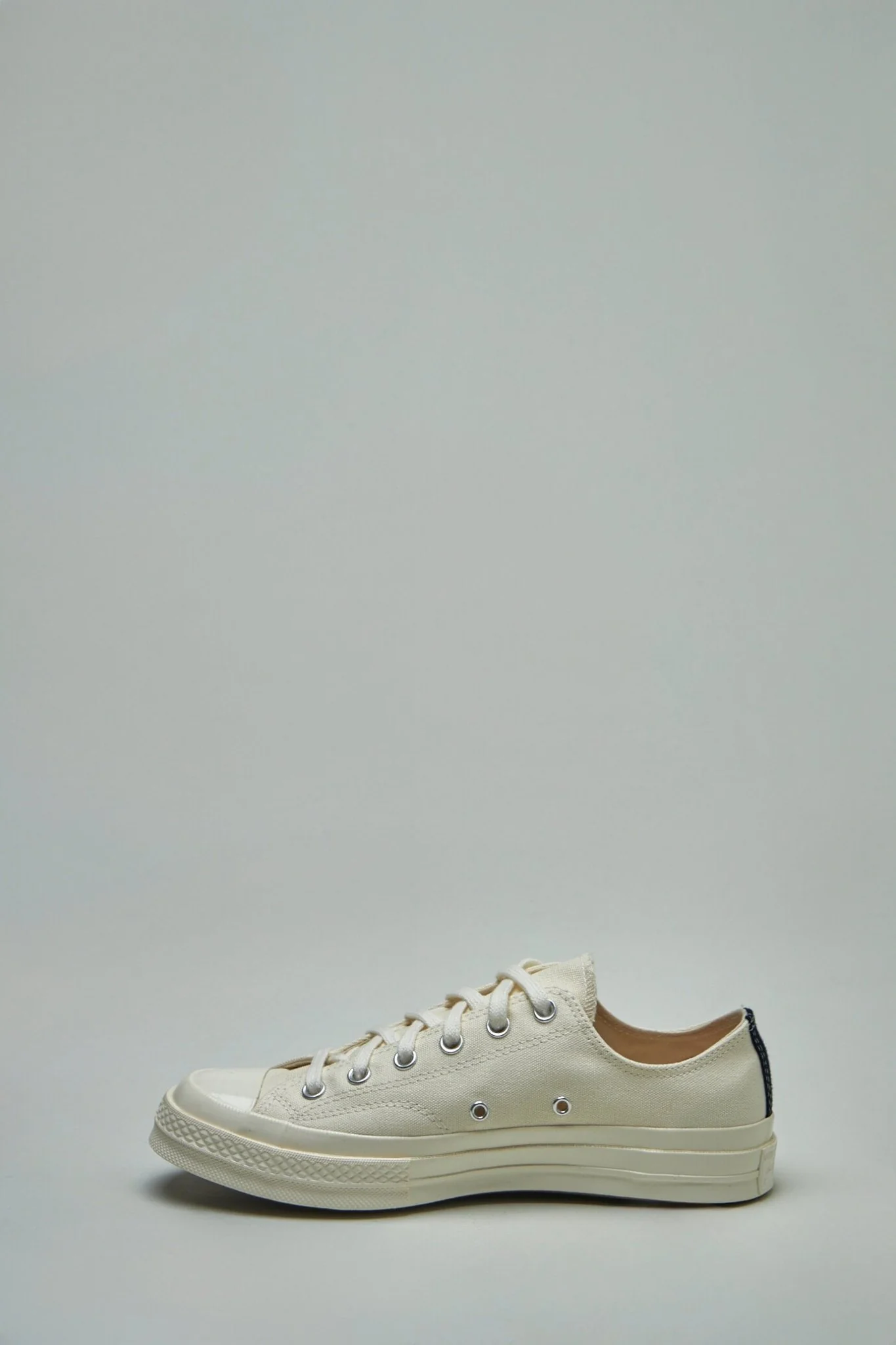 Chuck 70 Low Small Red Heart - Image 3
