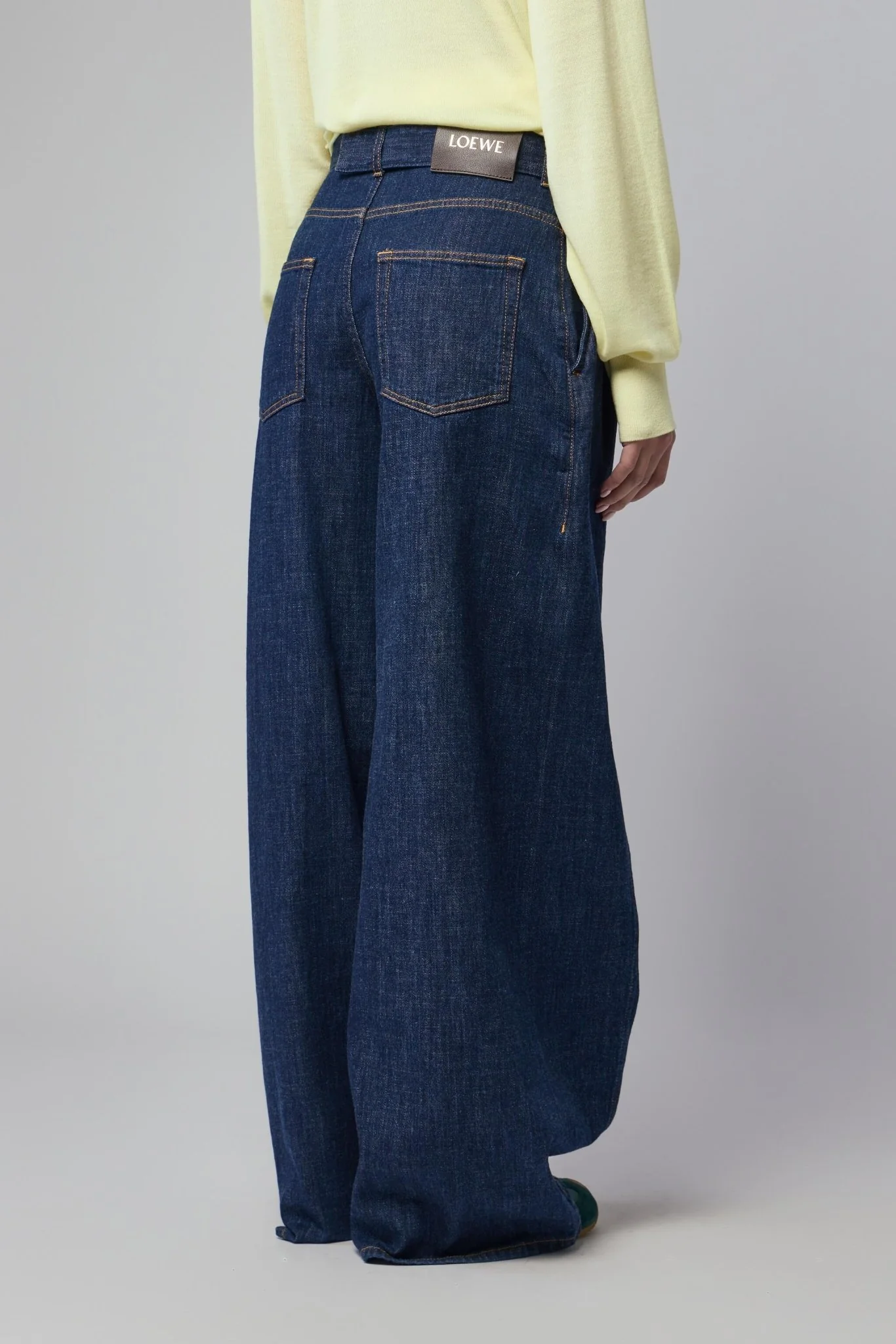 Belted Jeans in Denim - Image 5