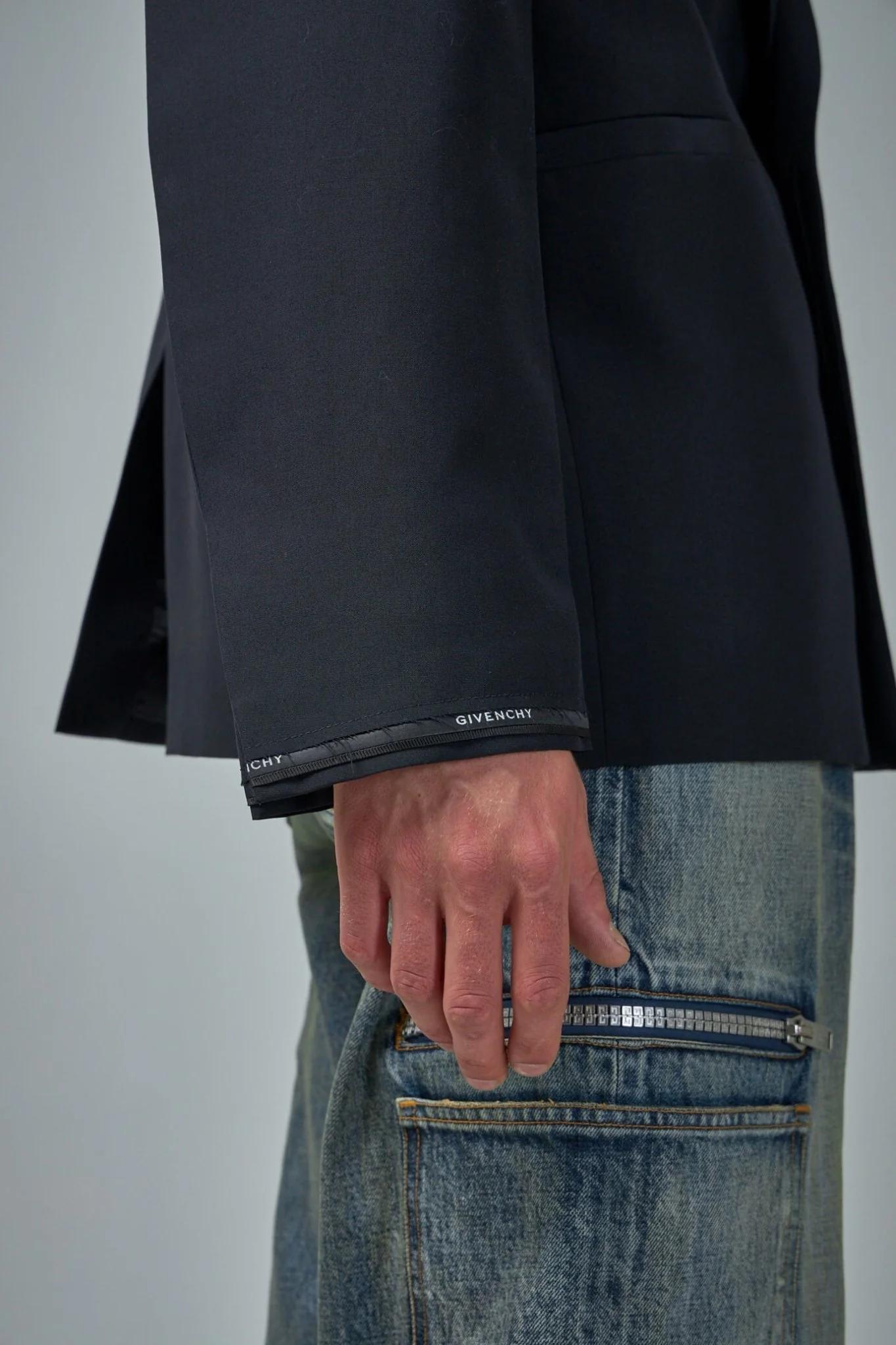 Slim Fit Jacket in Wool - Image 4