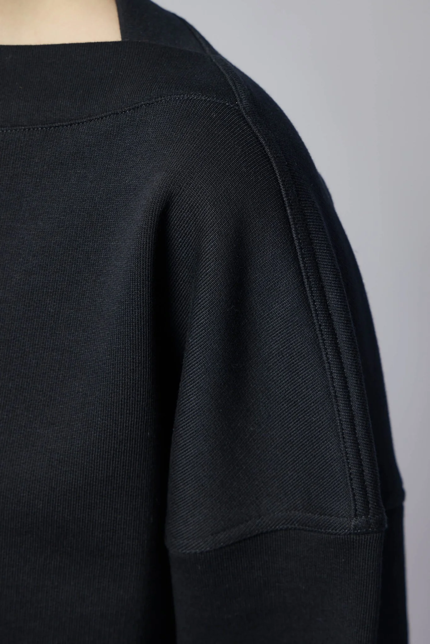 Boatneck Fleece Sweat - Image 4
