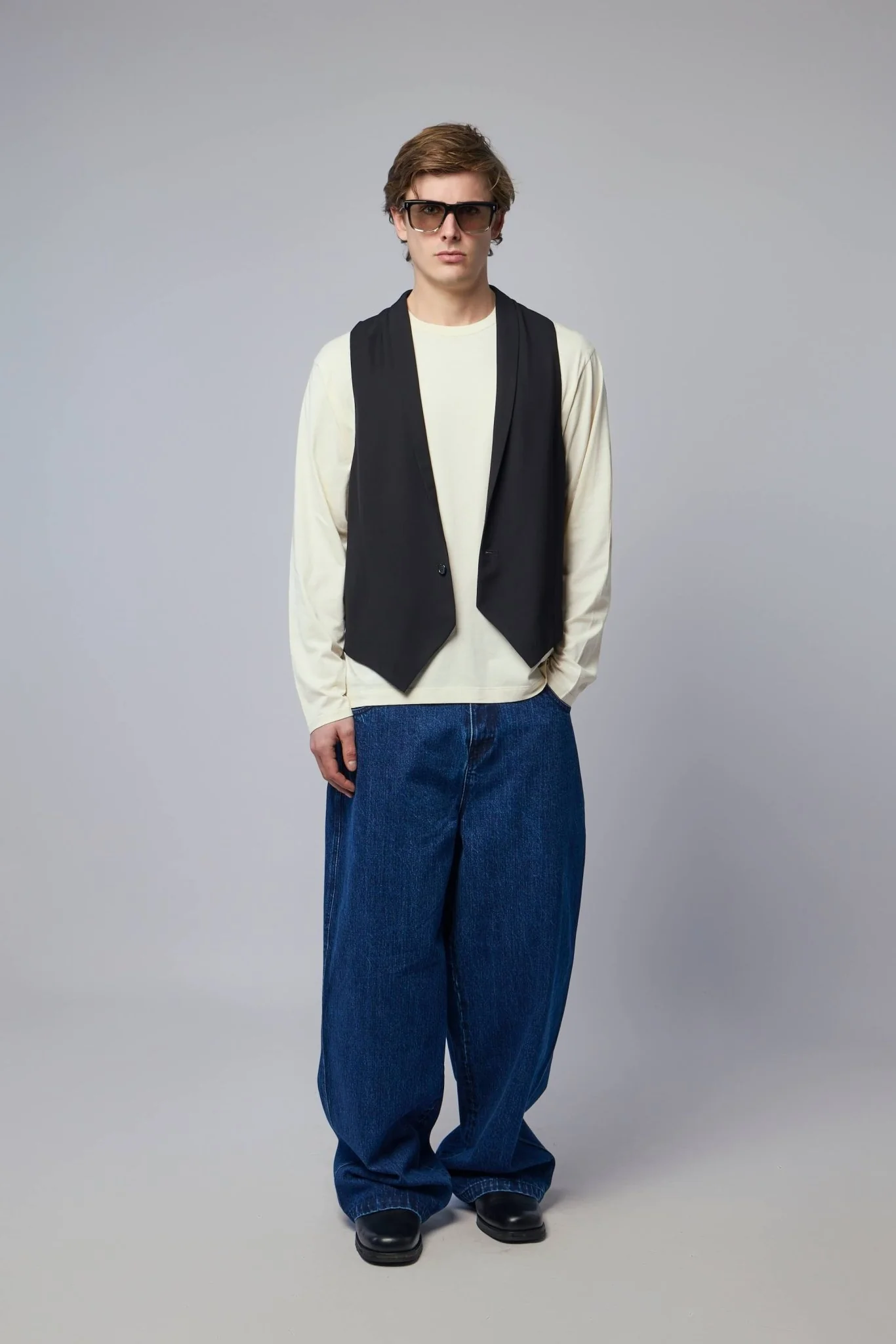 Buria L/S Tee - Image 6