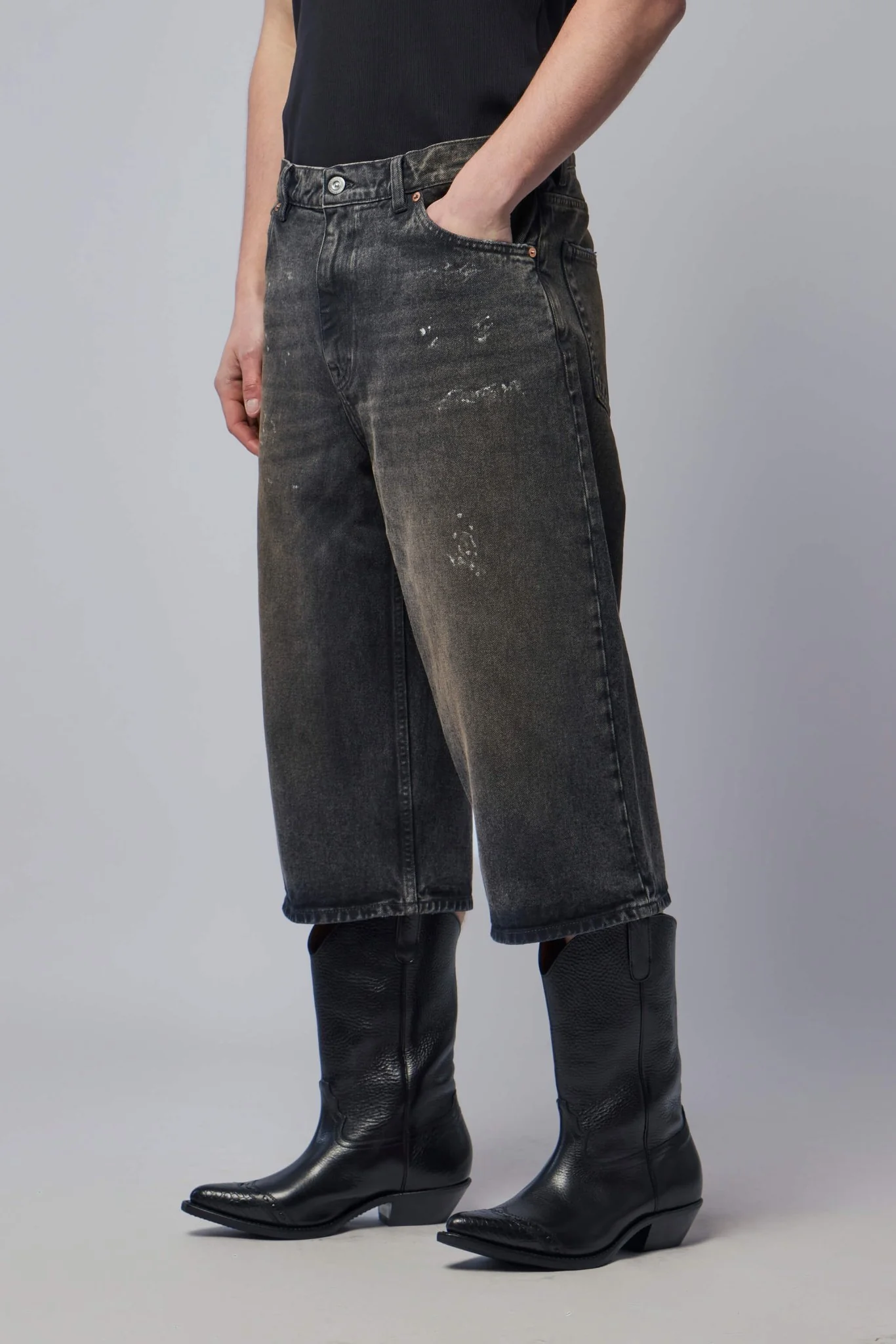 Capri Cut Nebula Wash Denim - Image 3