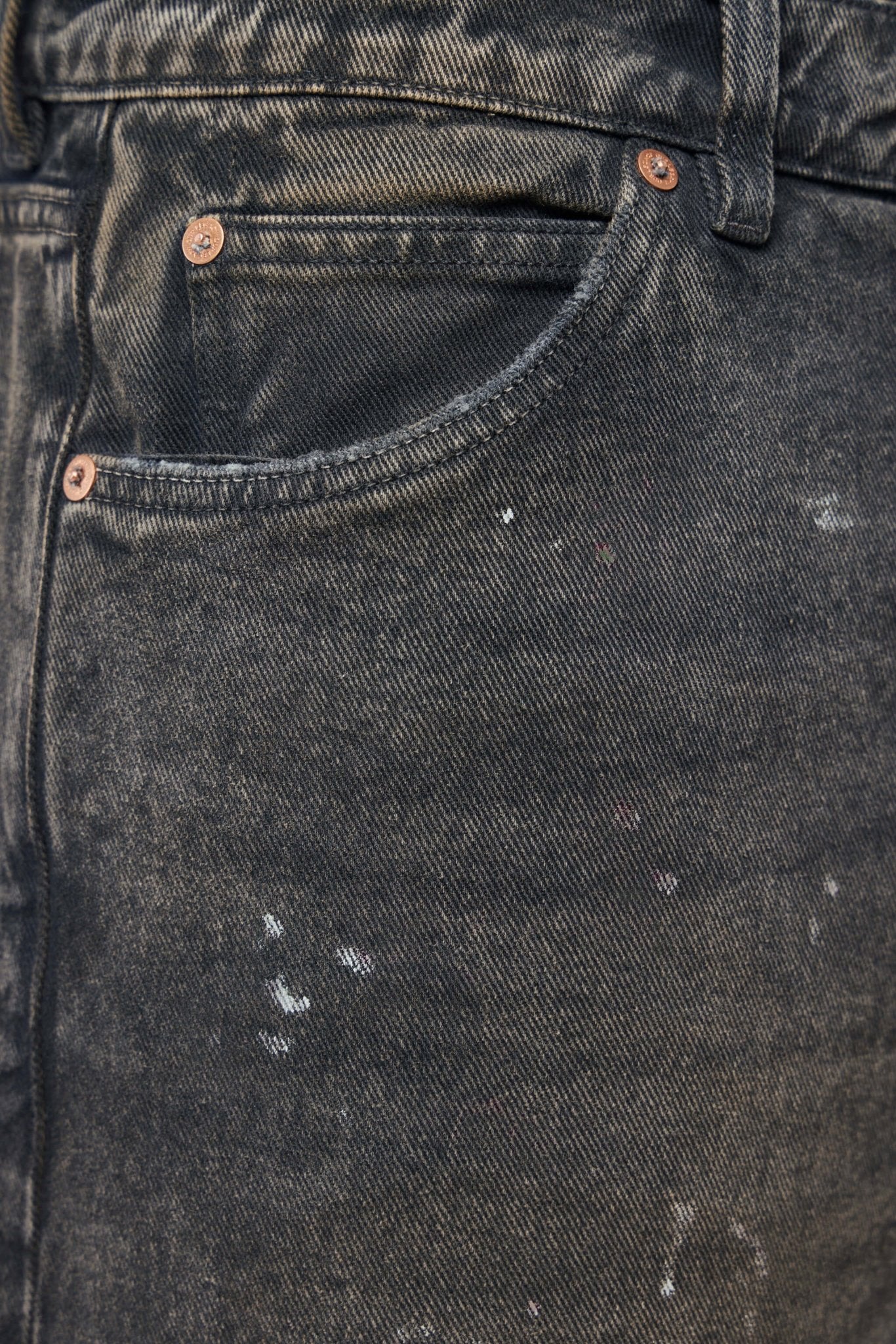 Capri Cut Nebula Wash Denim - Image 4