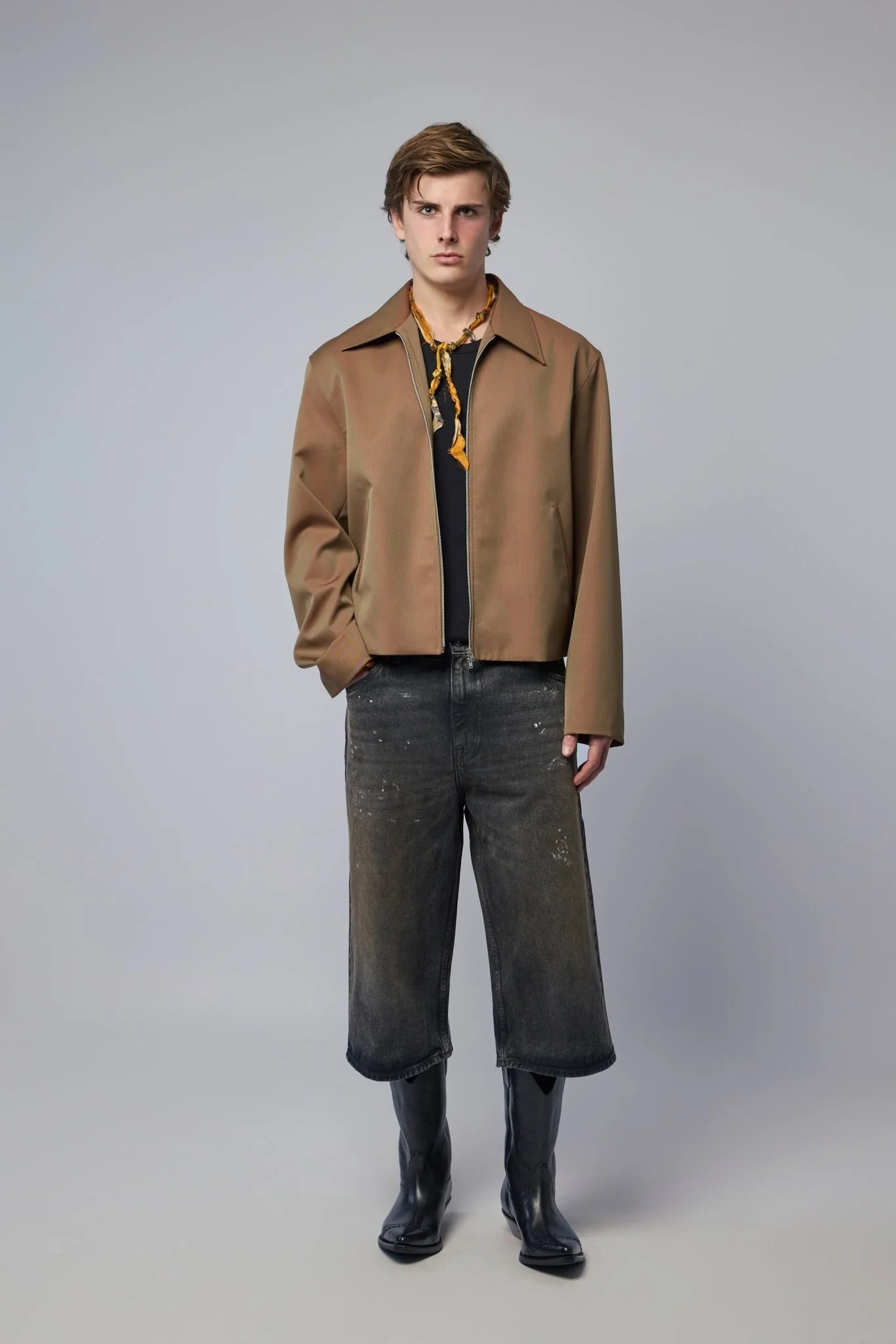 Capri Cut Nebula Wash Denim - Image 6
