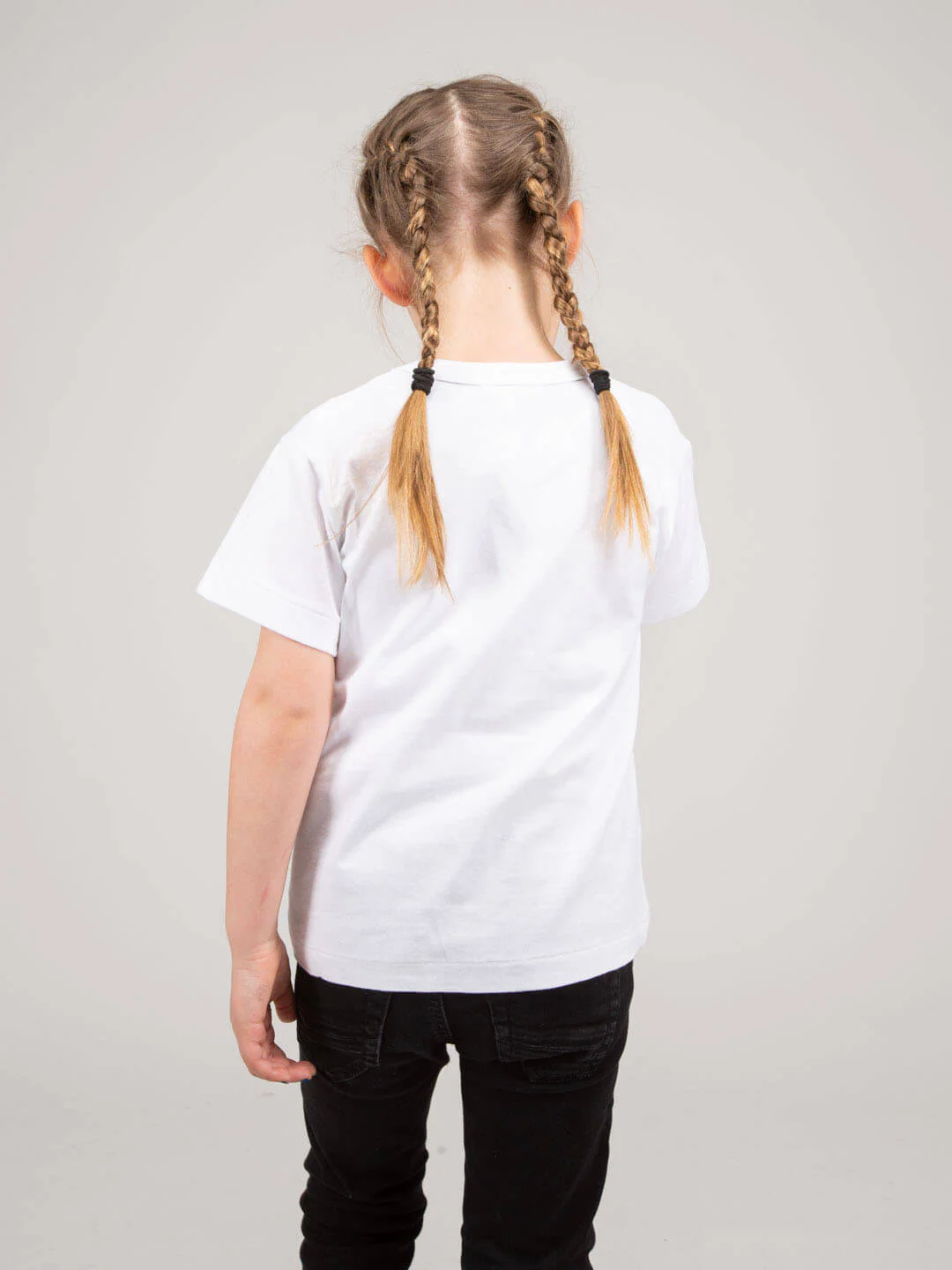 Kids Embroidered Heart T-shirt - Image 2