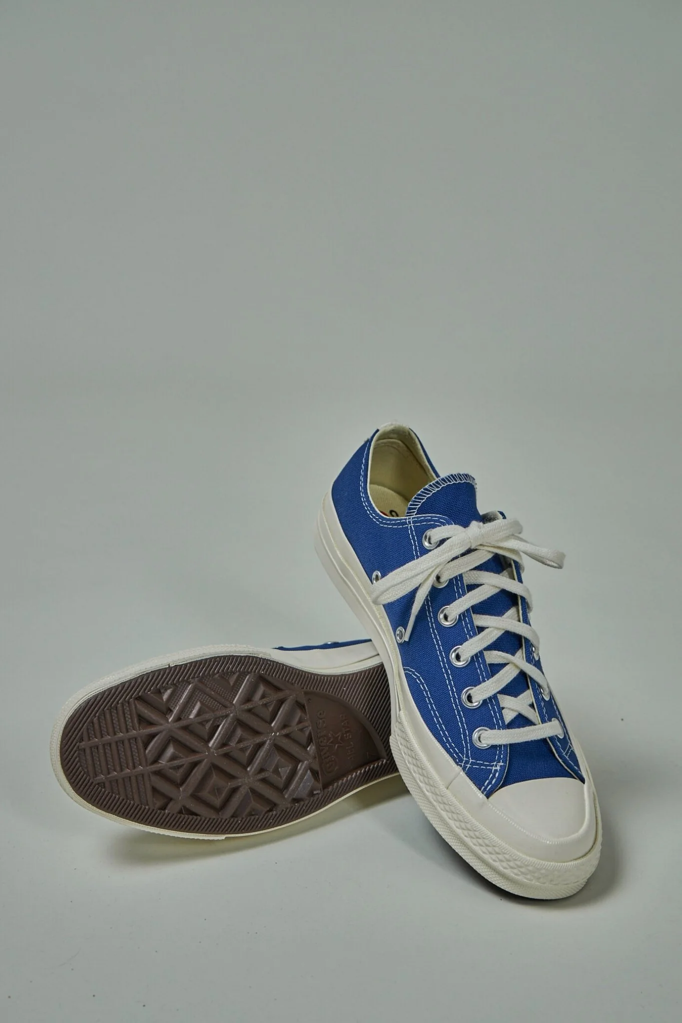 Big Heart Low Top Sneakers - Image 5