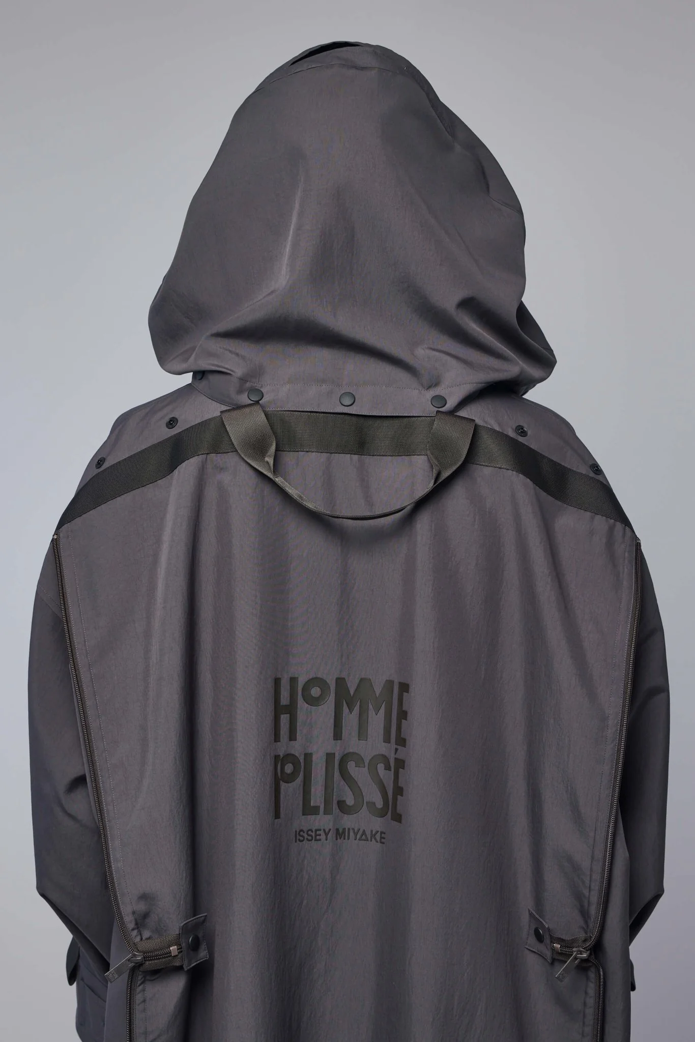 Carrier Carried Coat - Image 7