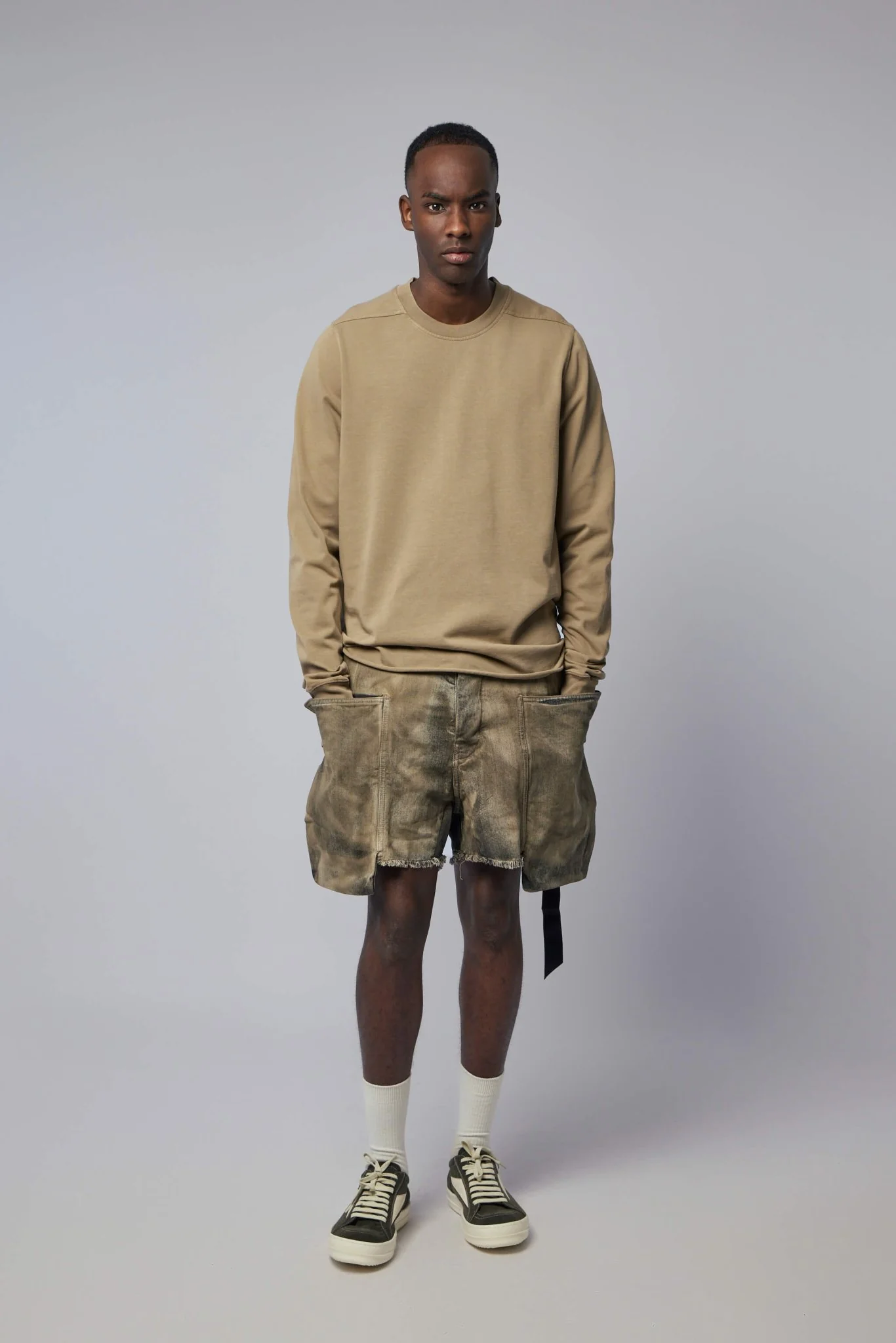 Stefan Cargo Shorts - Image 6