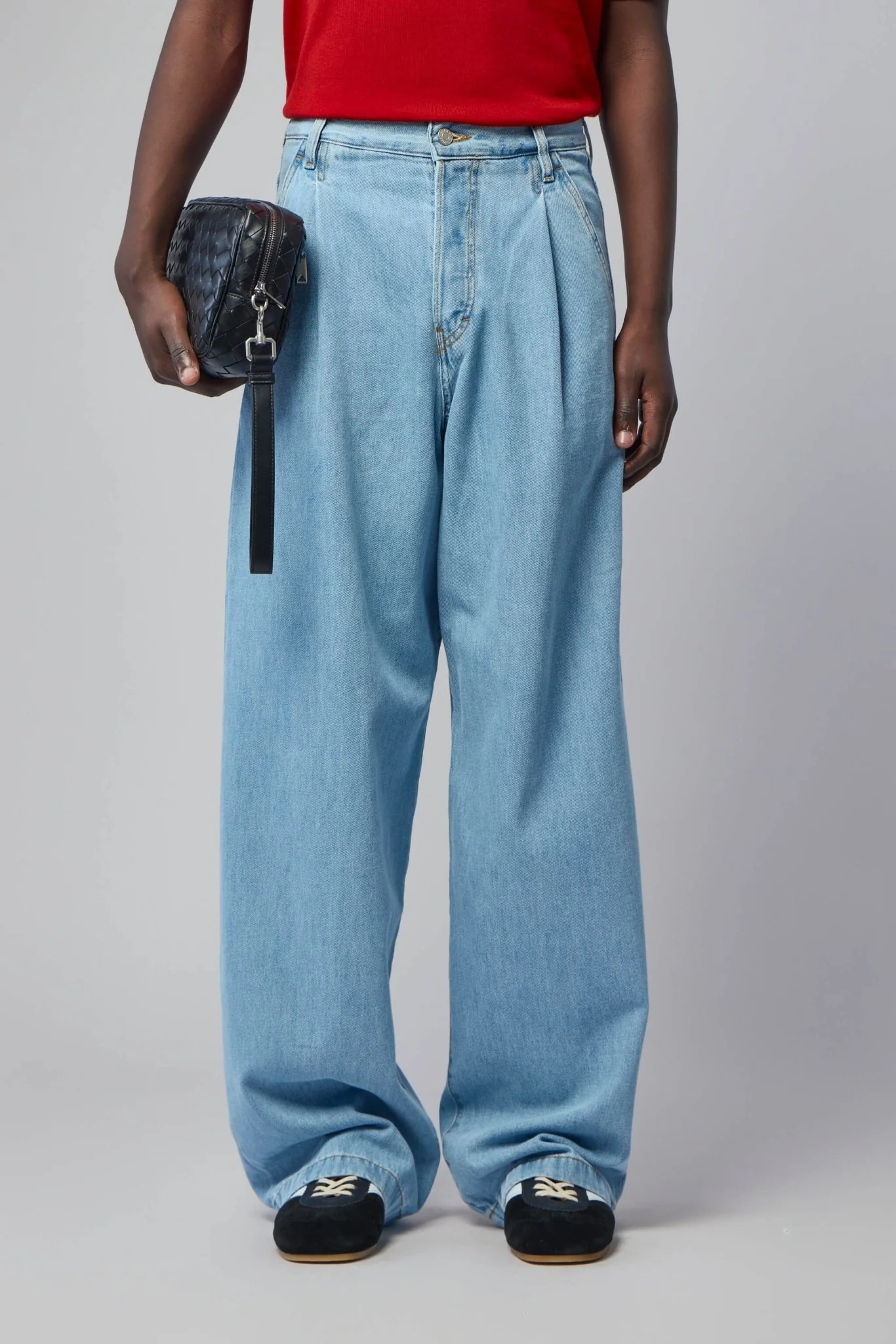 Pleated Jeans