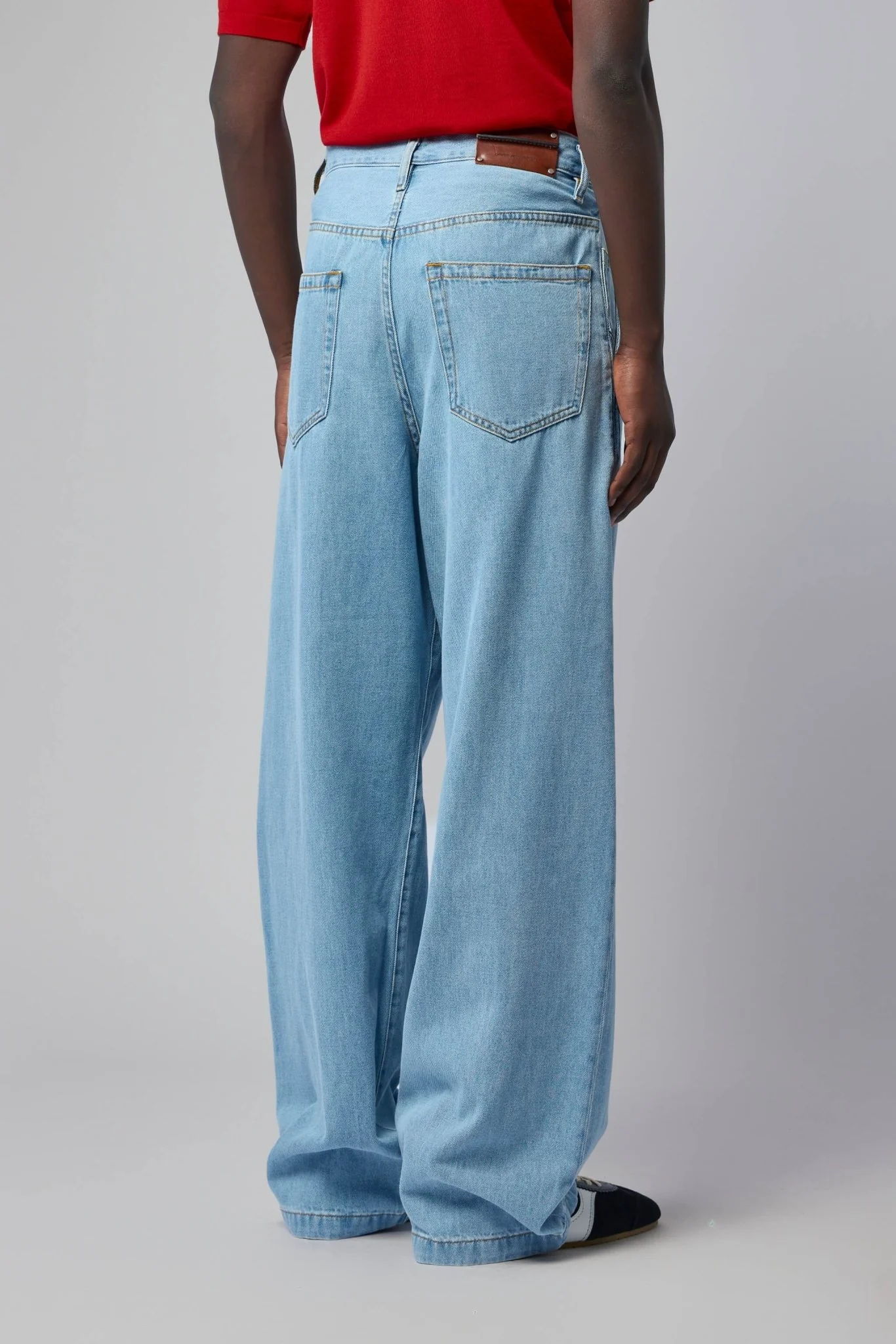 Pleated Jeans - Image 5