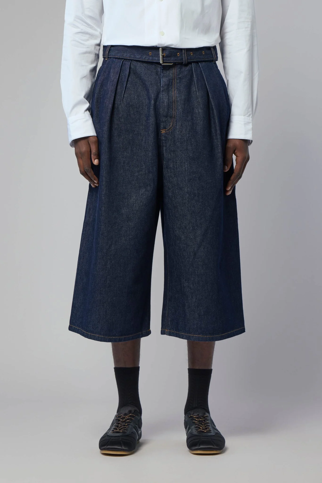 Wide Pleated Jeans - Image 2