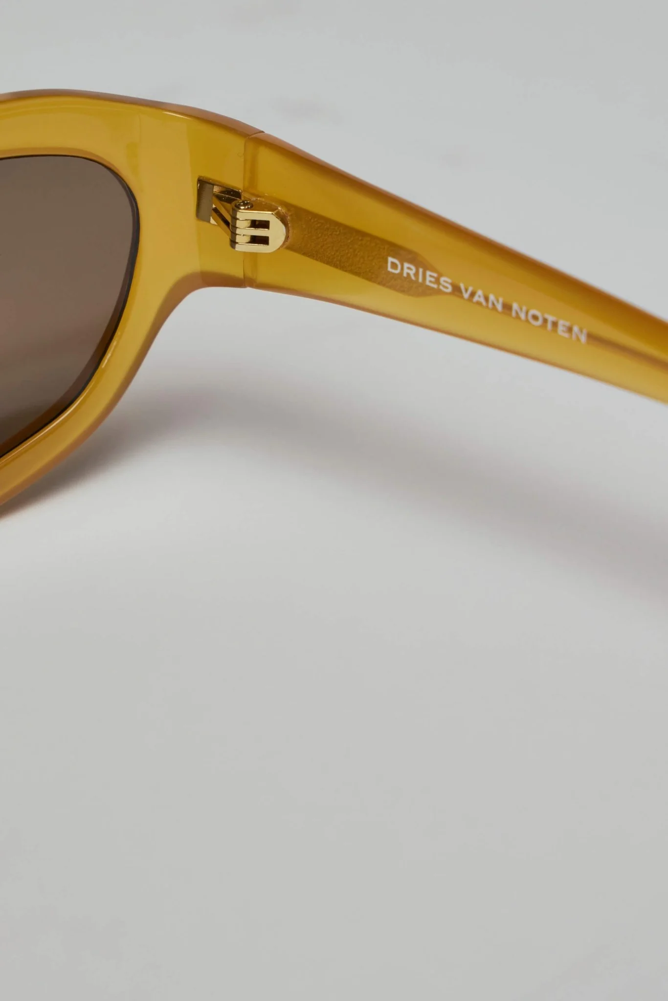 Dvn 215 Sunglasses - Image 5
