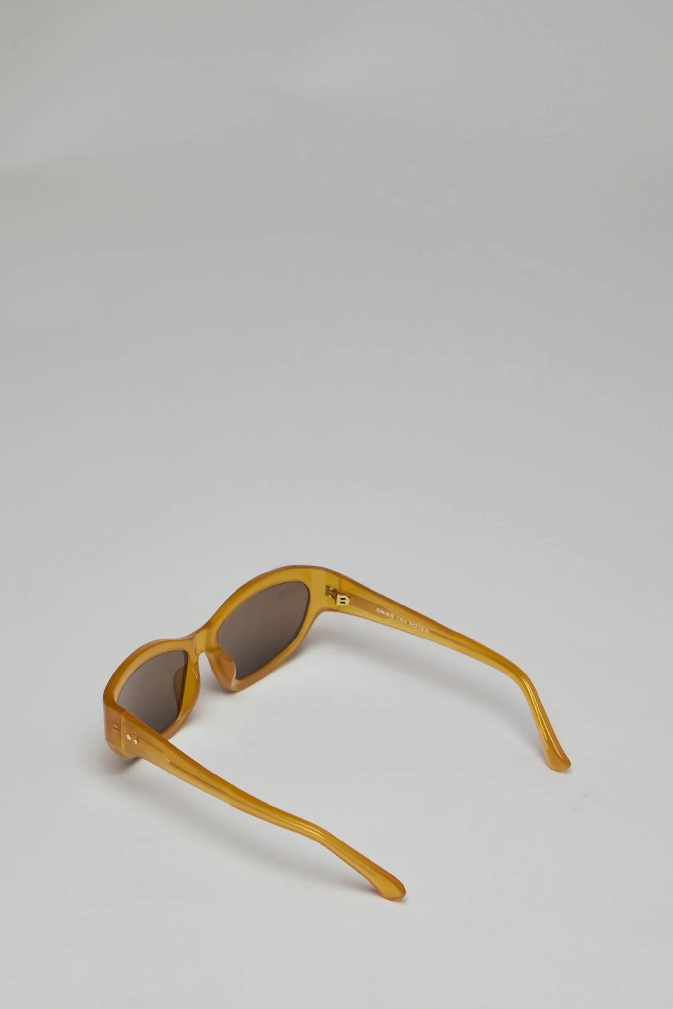 Dvn 215 Sunglasses - Image 6