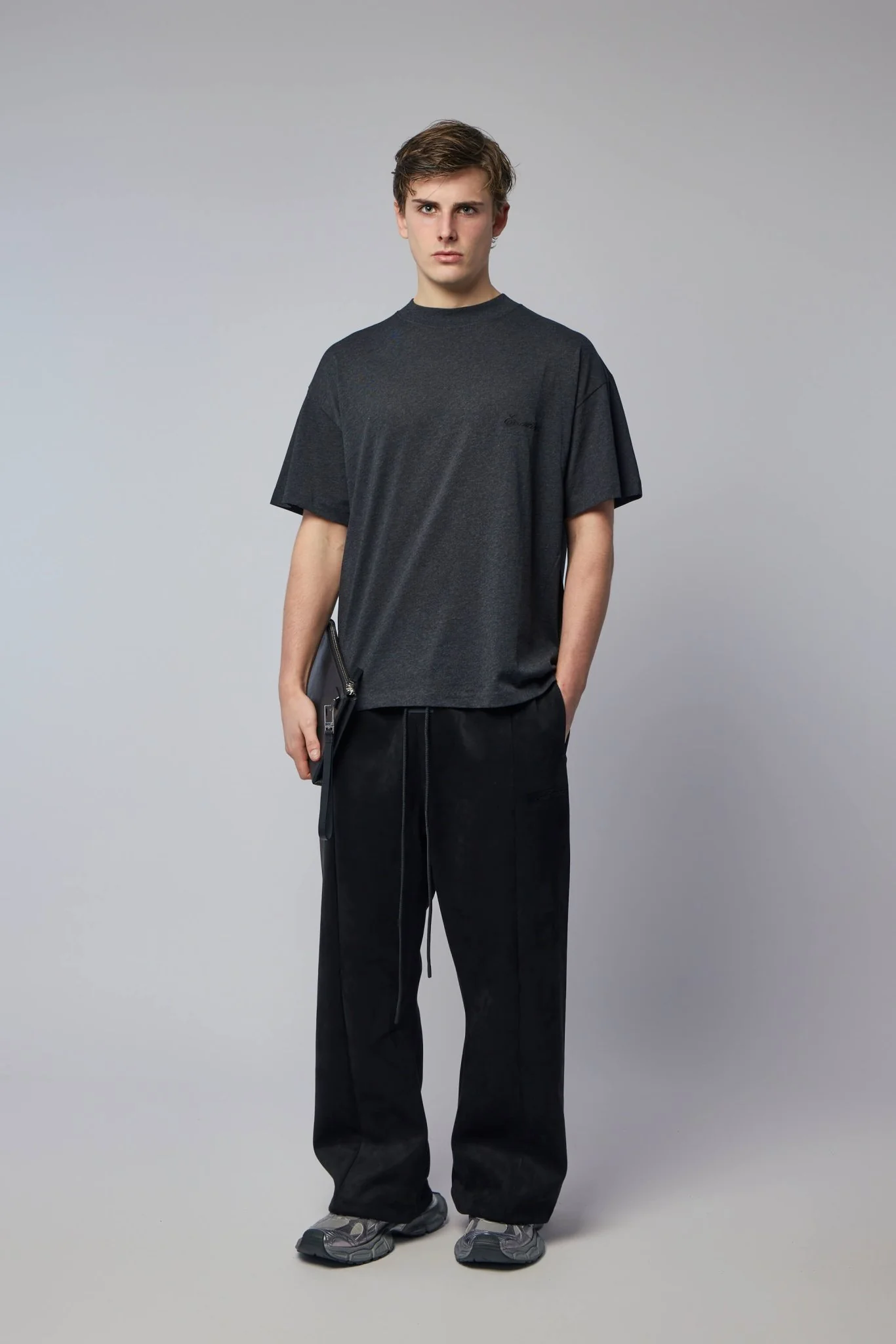 Essential Tee - Image 7
