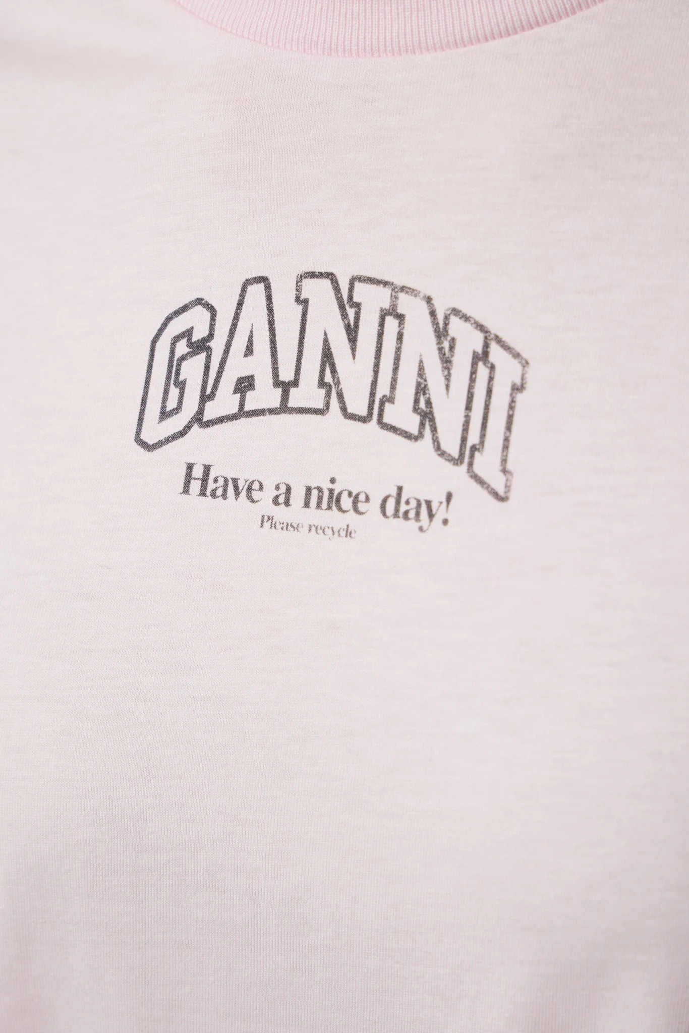 Essential T-shirt - Image 5