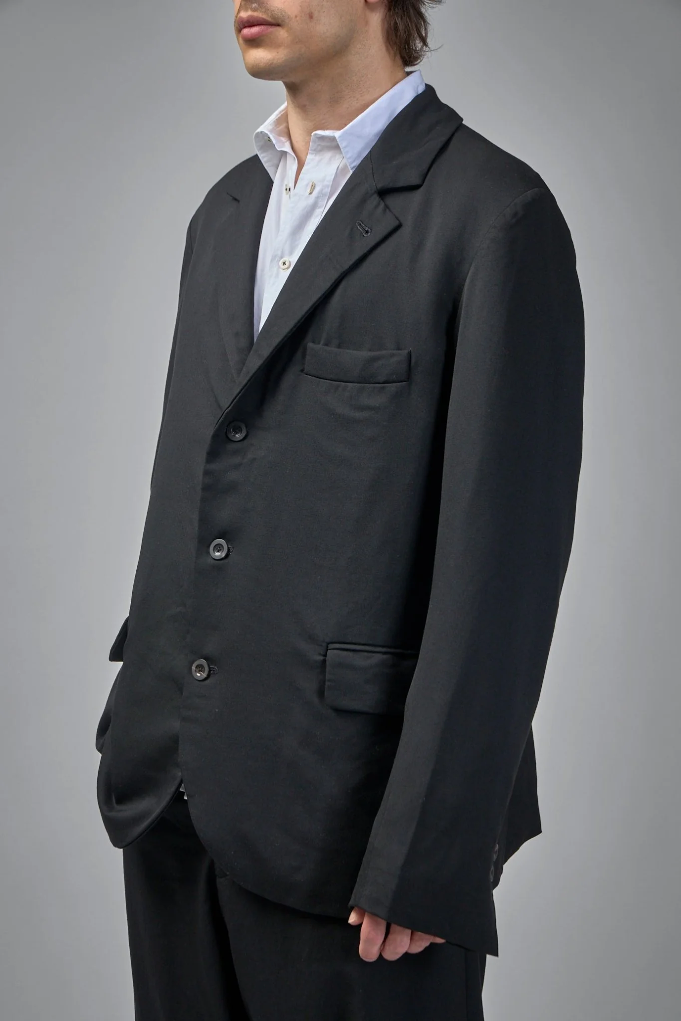 3-button Single-breasted Peak-lapel Hand Pad-stitched Jacket - Image 4