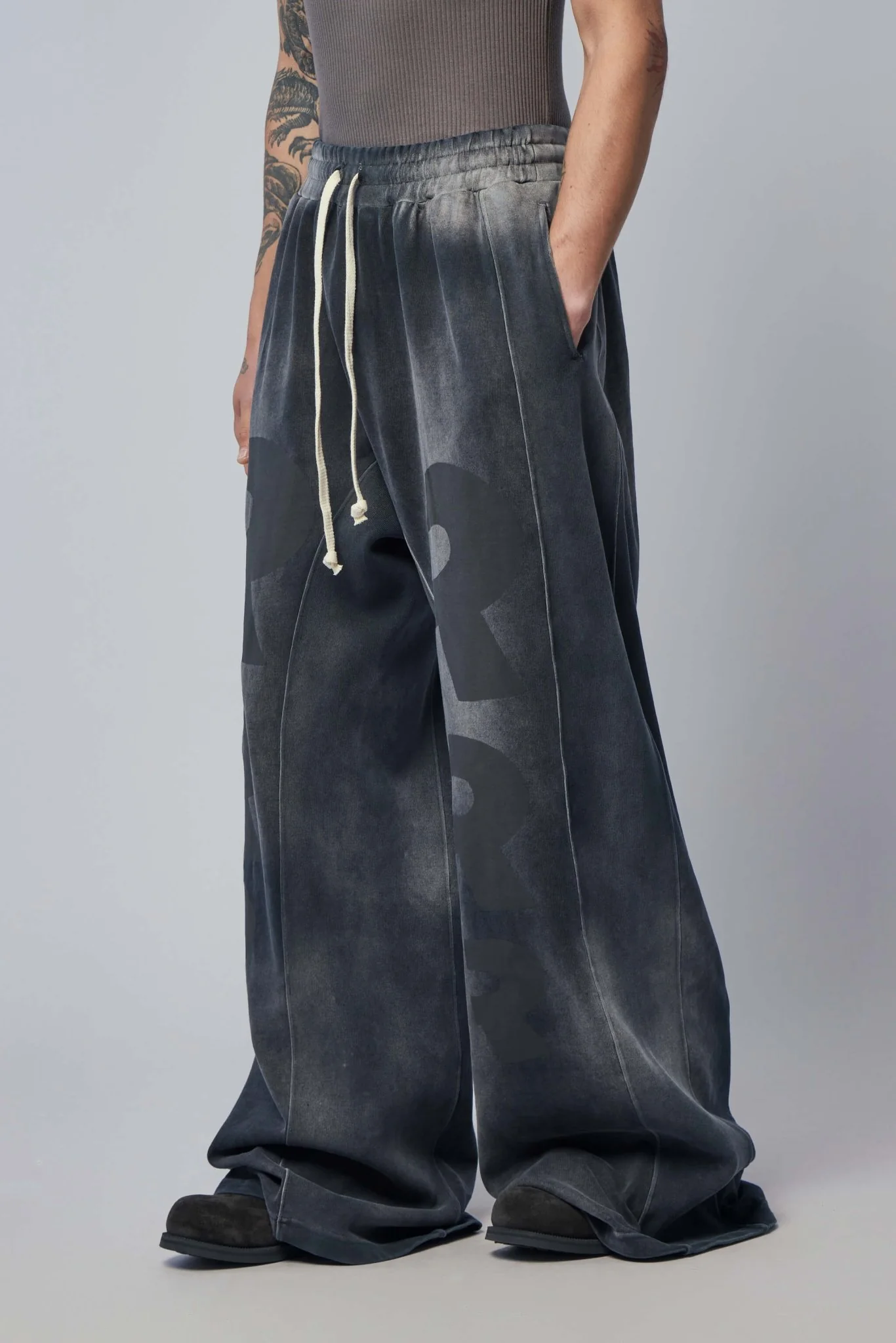 Fade Faster Flight Sweatpants - Image 3