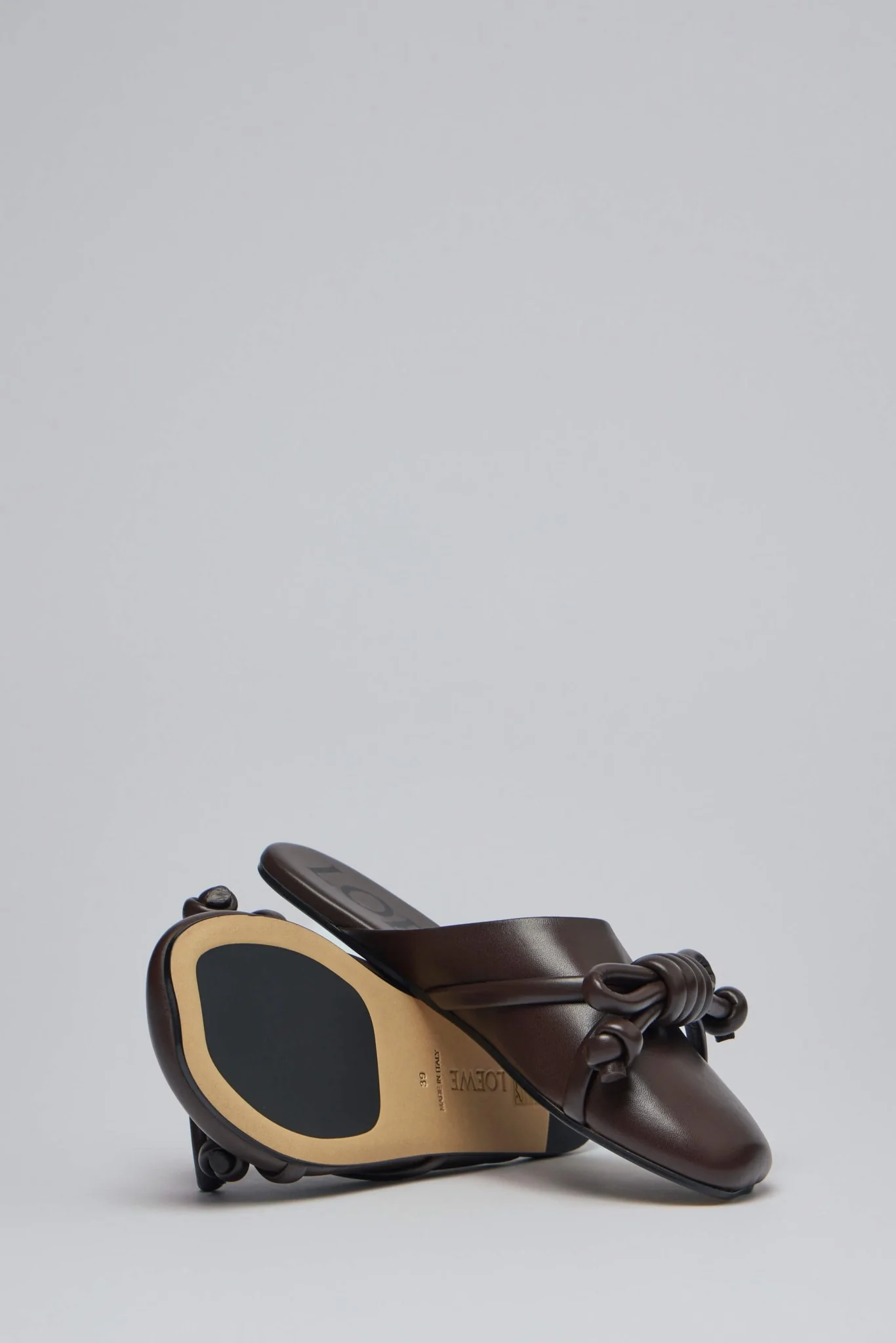Flamenco Knot Mule - Image 5