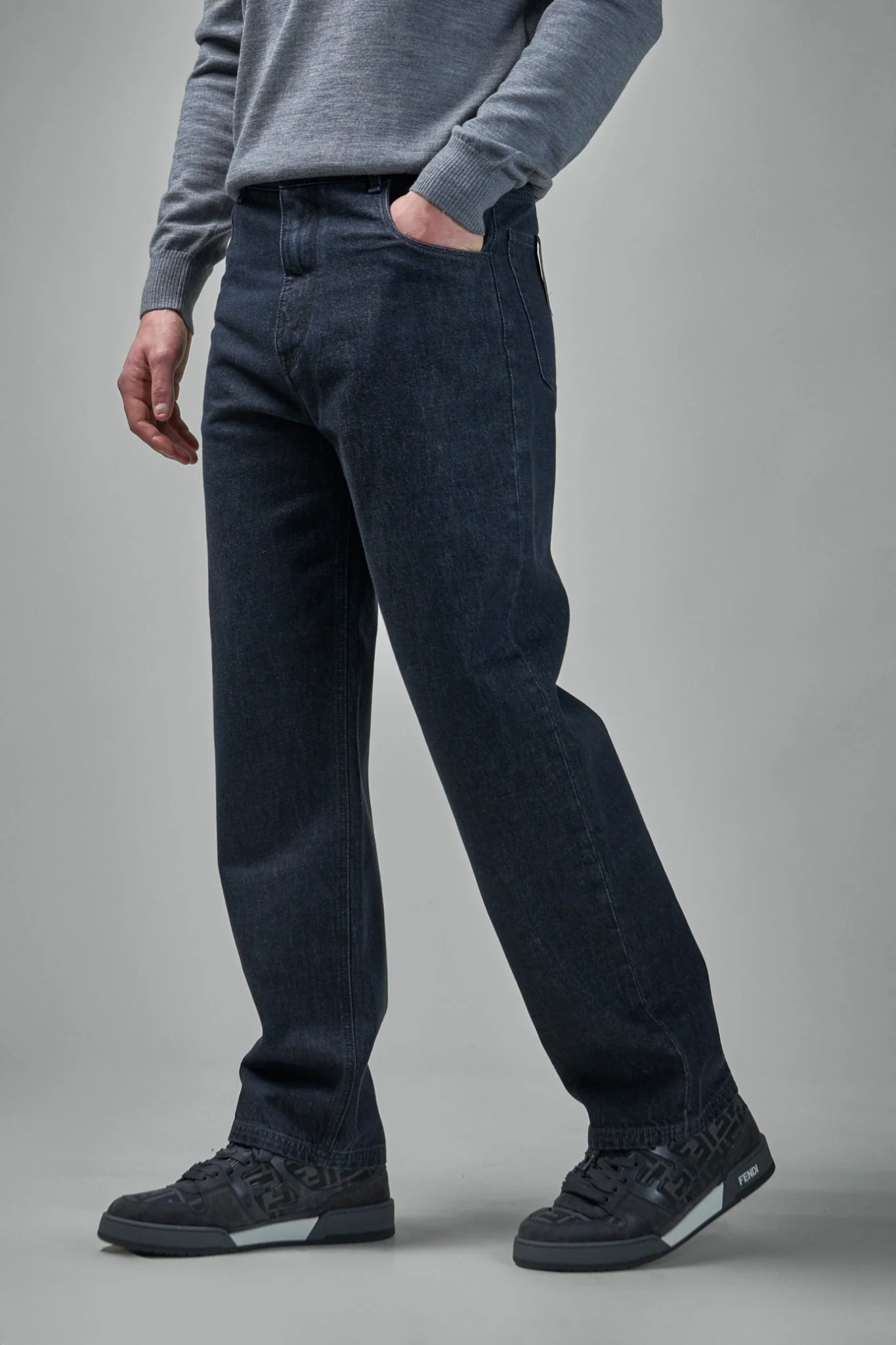Straight Jeans - Image 4