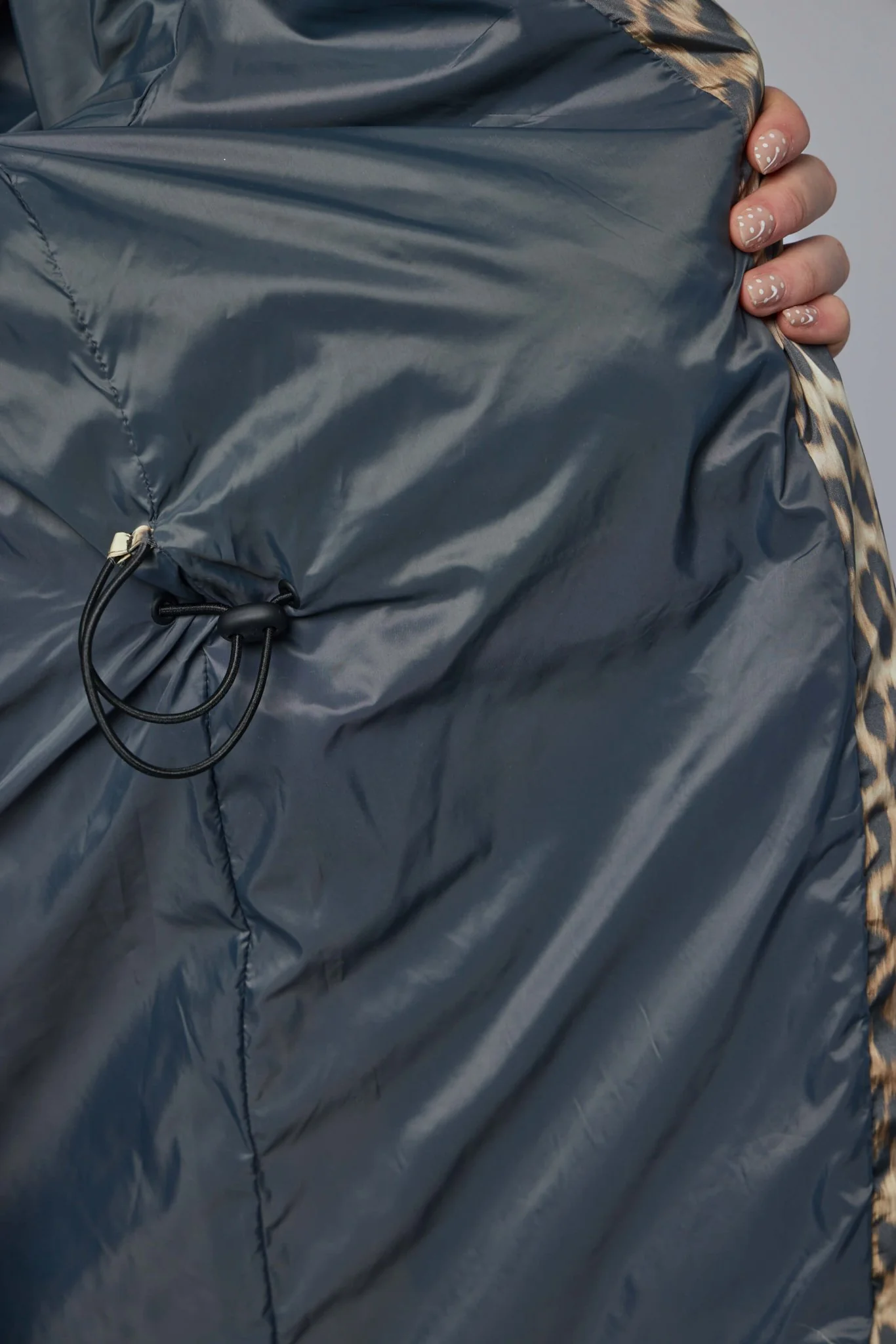 Flyweight Nylon Leo Long Parka - Image 7