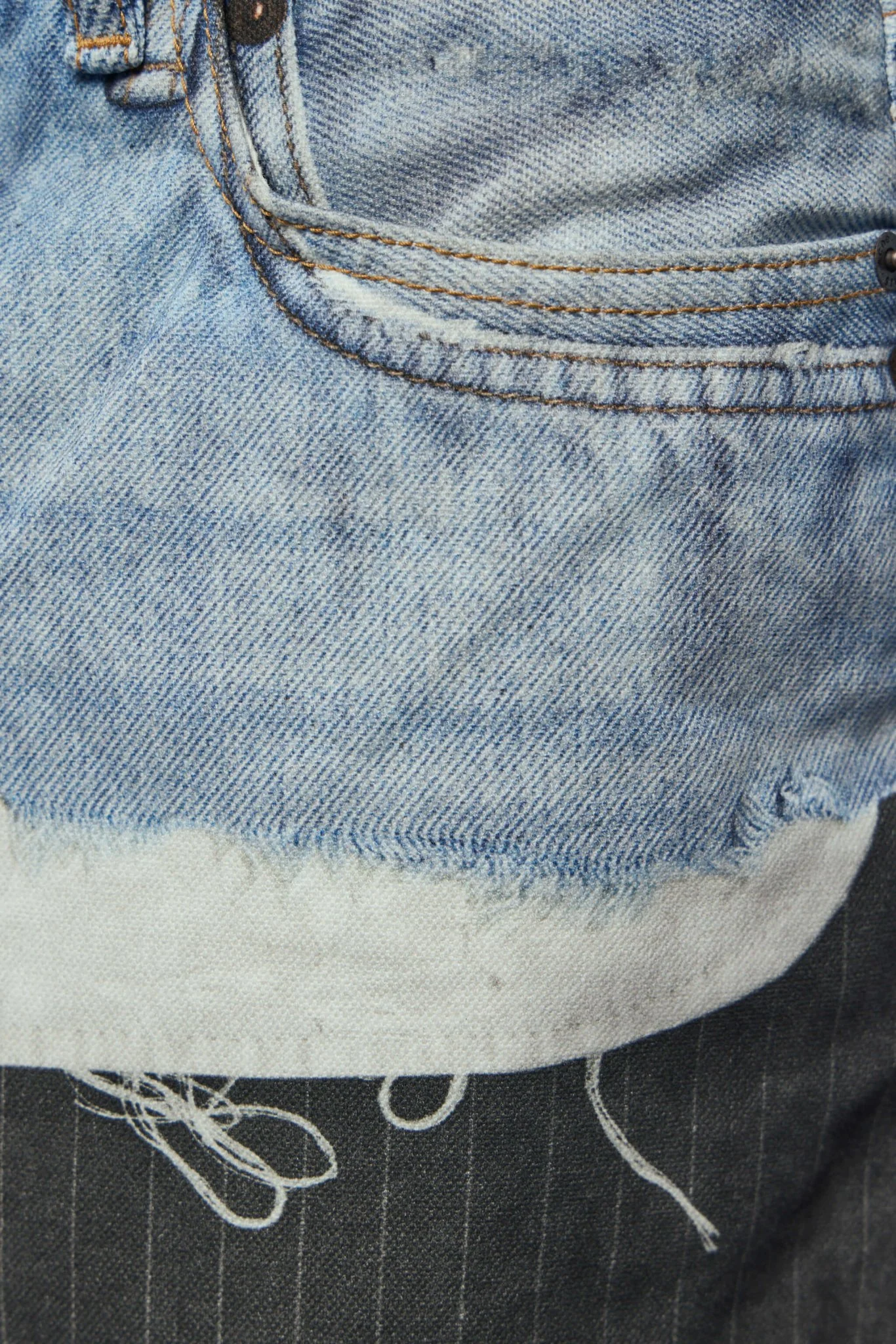 Trompe-l'œil Jeans - Image 5
