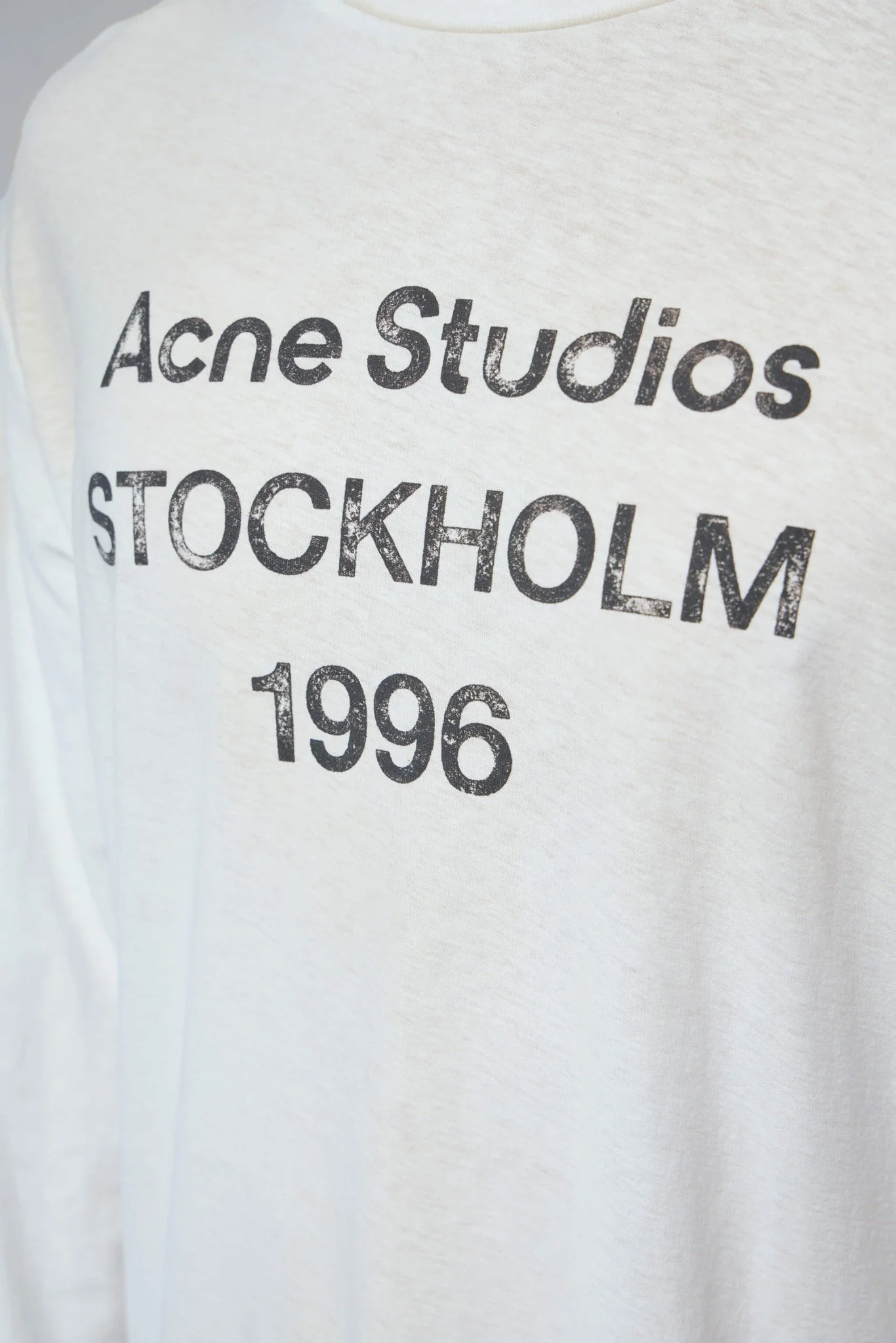 Sprayed Logo T-shirt - Image 4