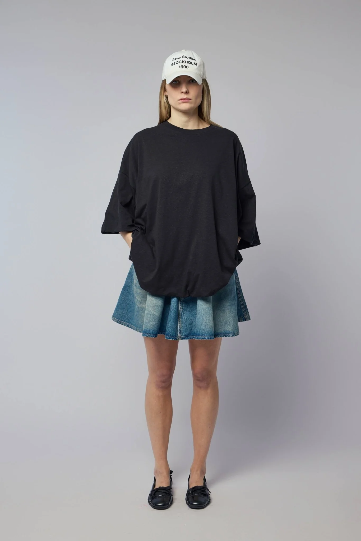 Gathered Logo T-shirt - Image 7