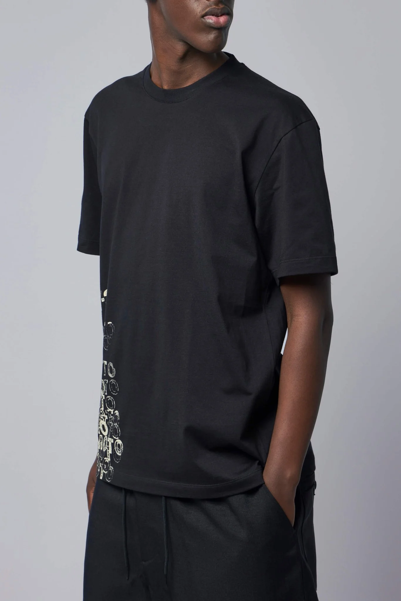 Gfx Short Sleeve Tee - Image 3