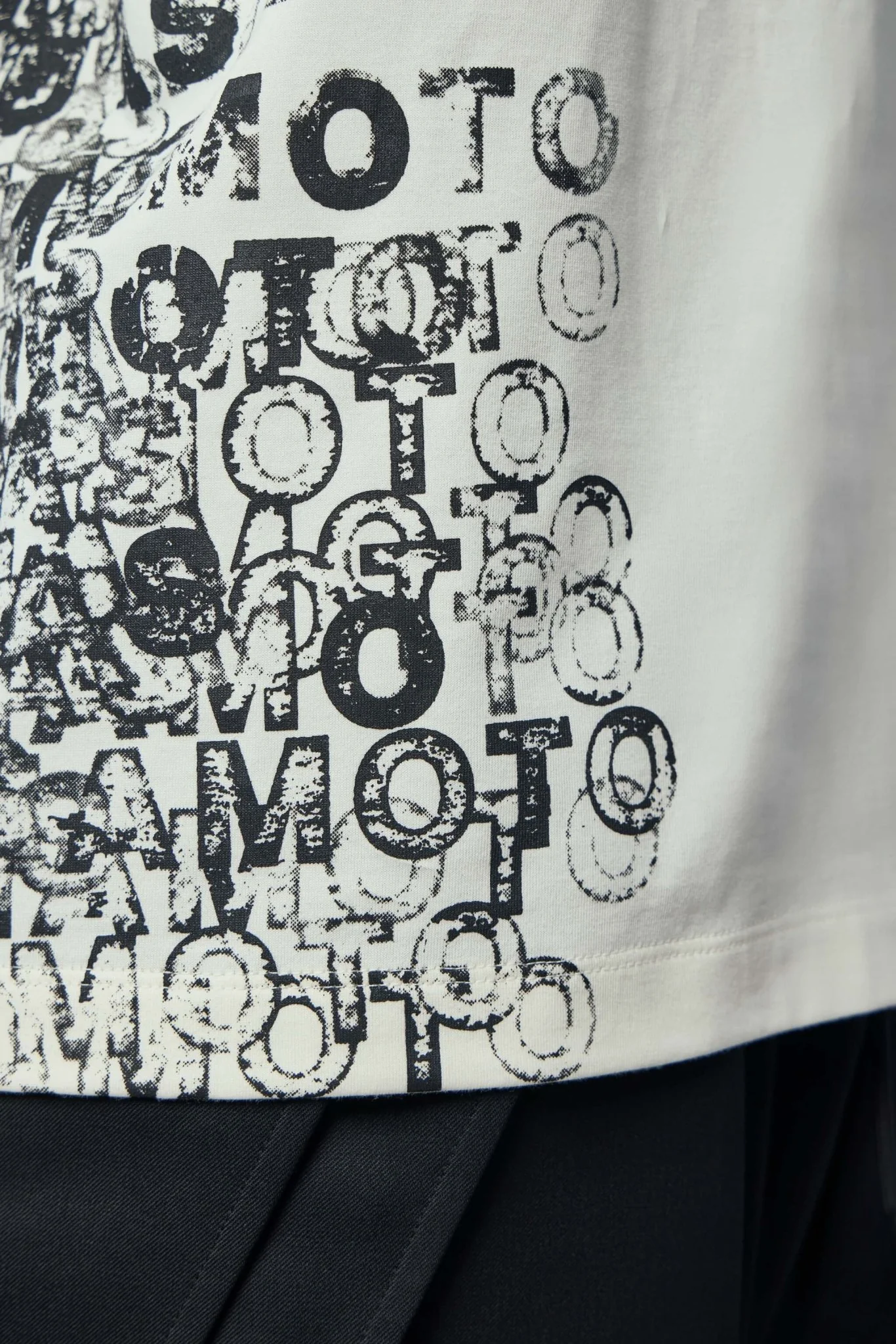 Gfx Short Sleeve T-shirt - Image 4