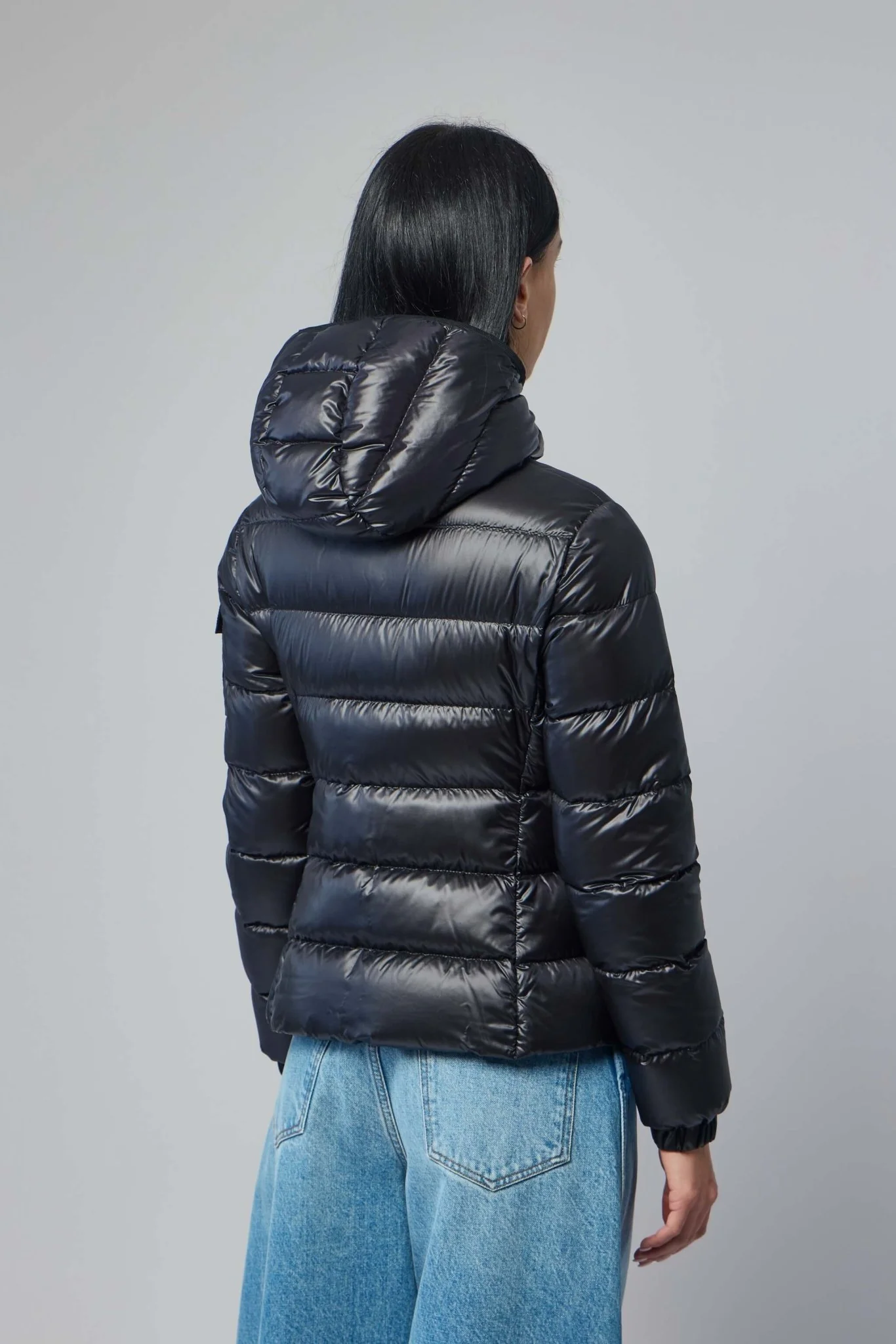 Glesse Hooded Short Down Jacket - Image 5