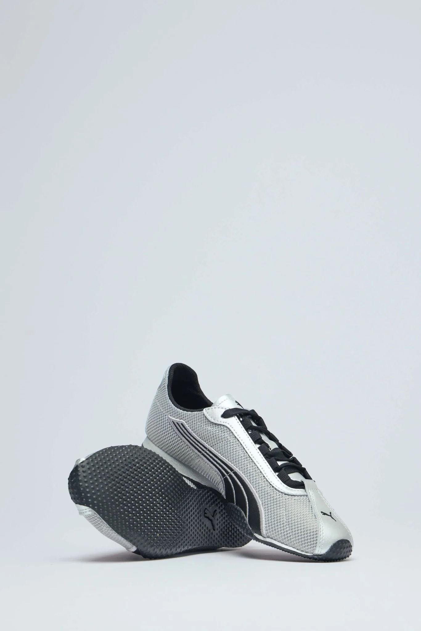 H-street Chrome Sneakers Unisex - Image 5