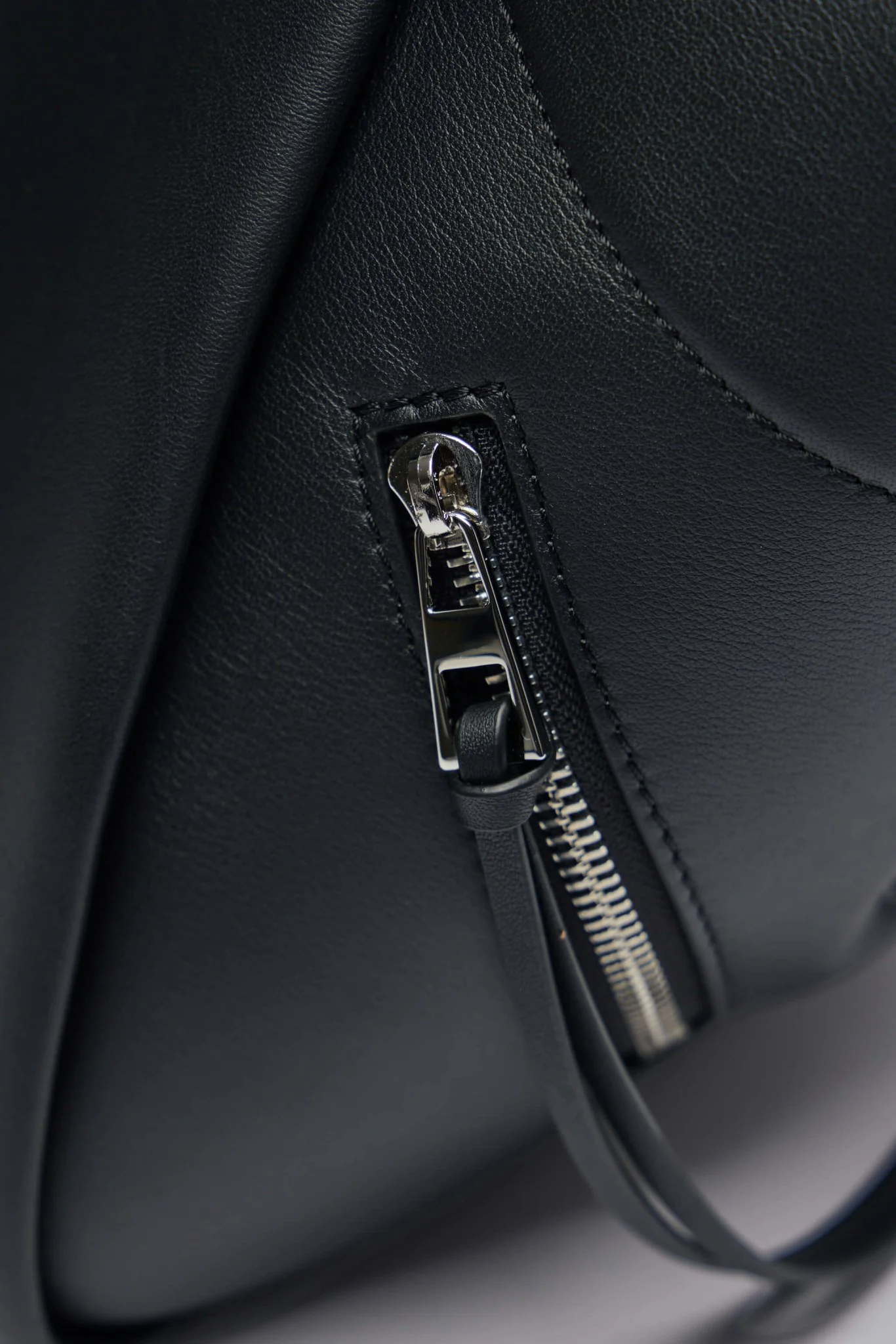 Hammock Flip Bag - Image 4