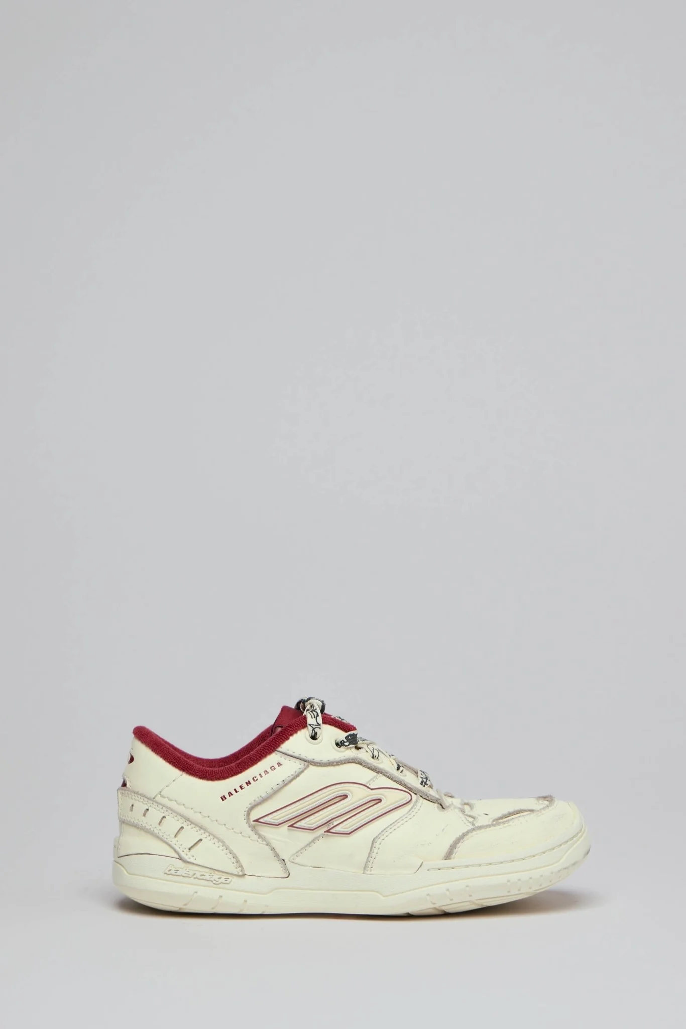 Hamptons Medium Worn-out Sneaker